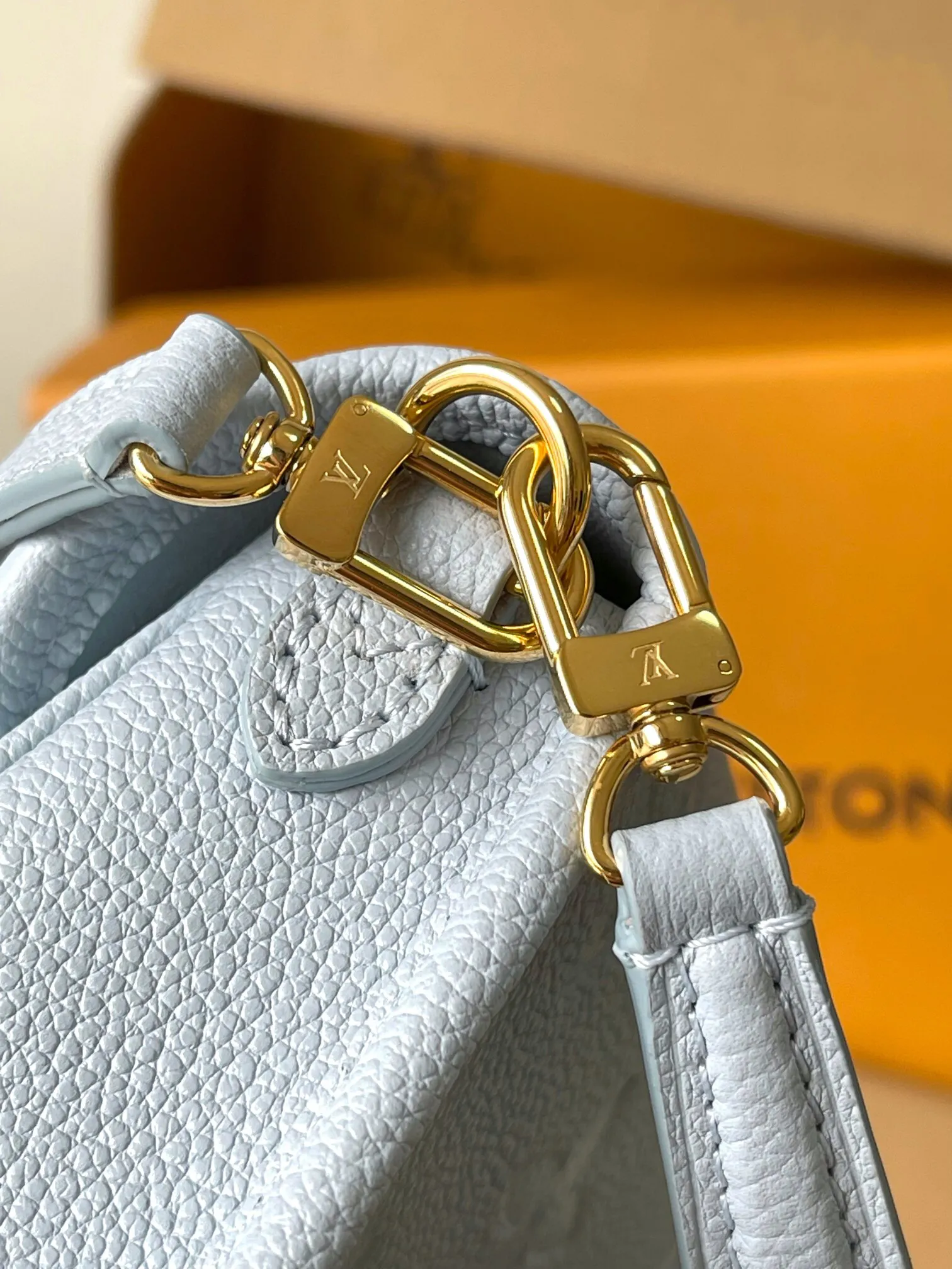 Louis Vuitton Nano Diane M83592 - 图片 7