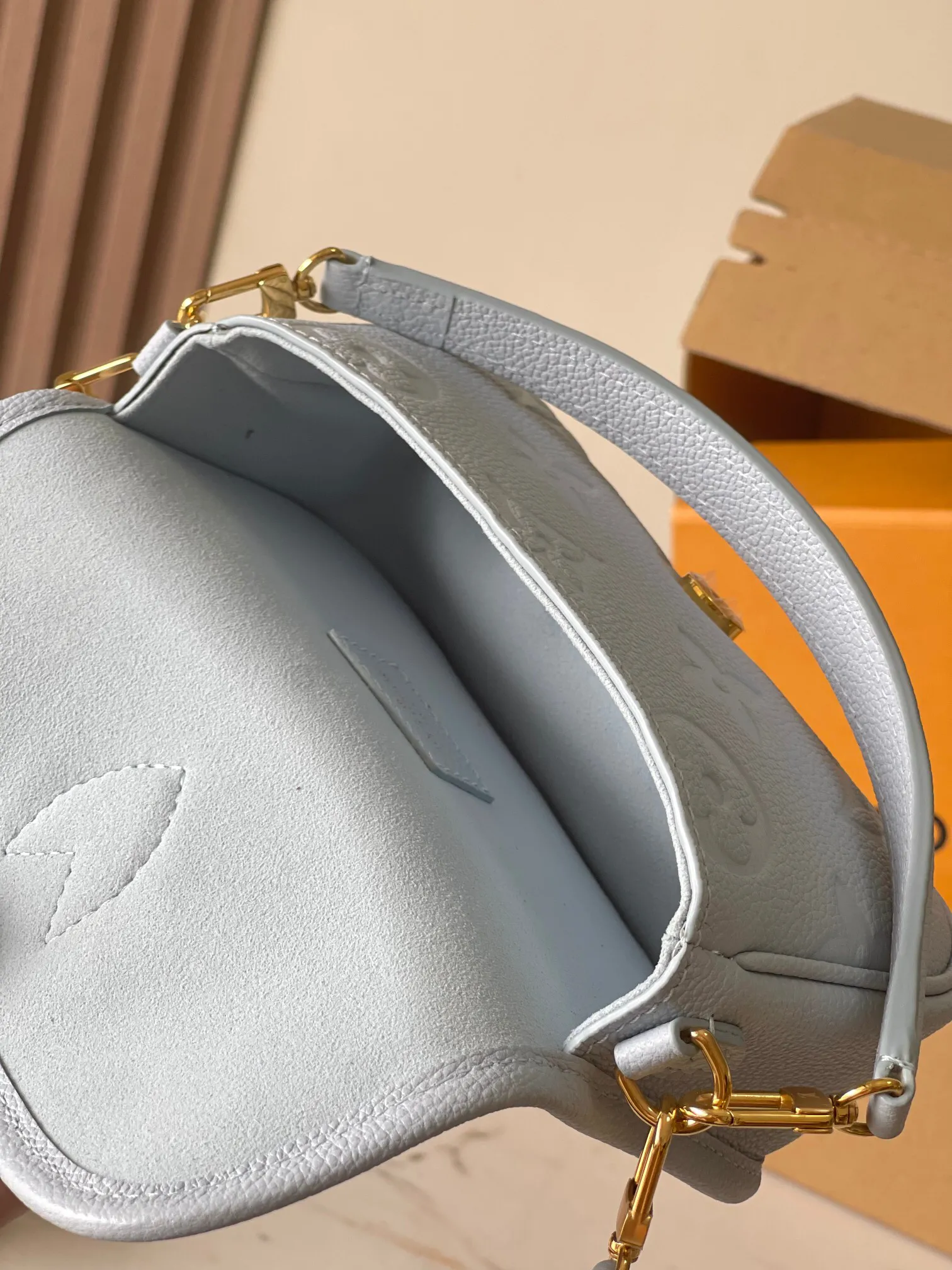 Louis Vuitton Nano Diane M83592 - 图片 10