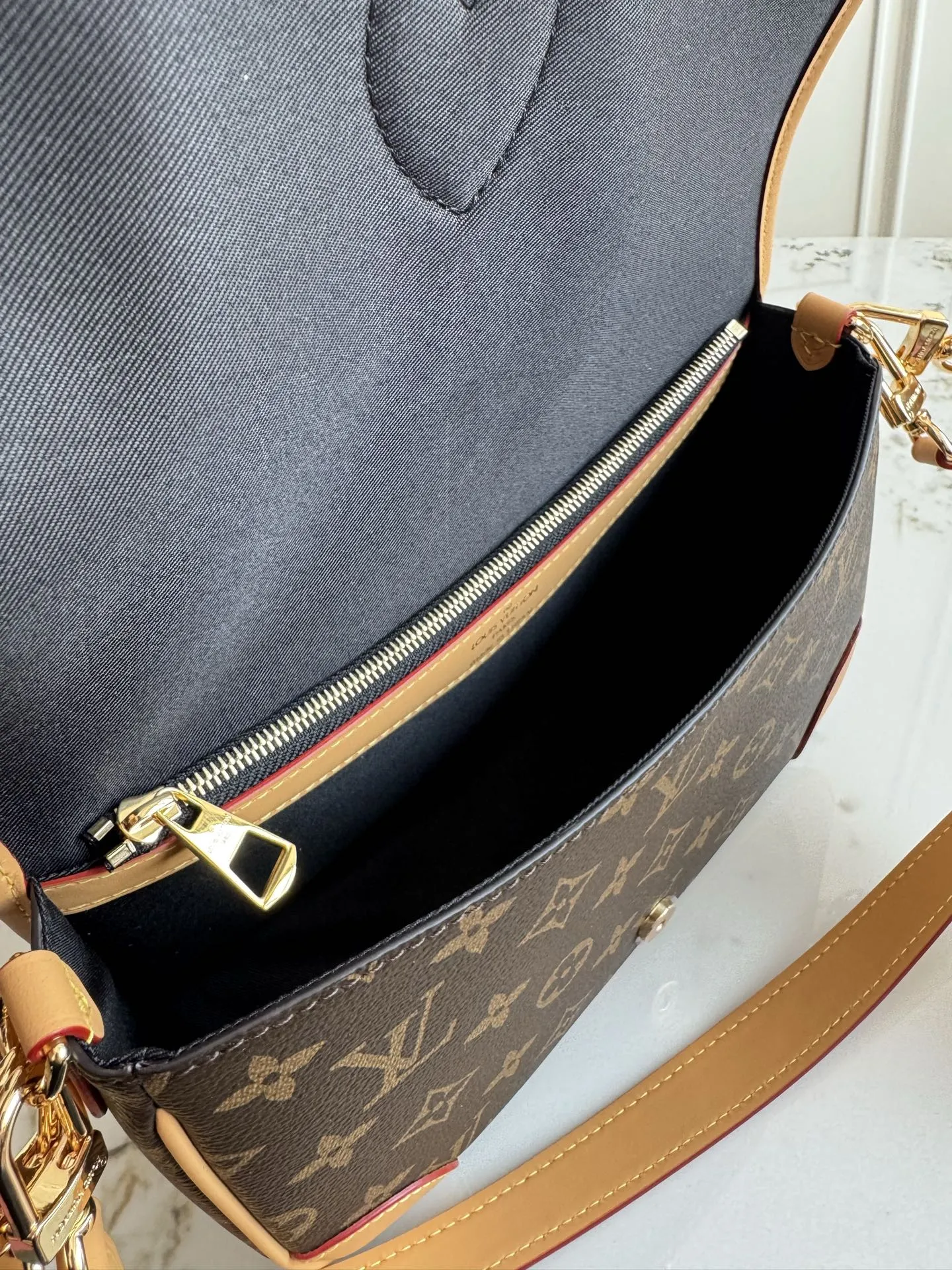 Louis Vuitton Diane M46049 - 图片 4