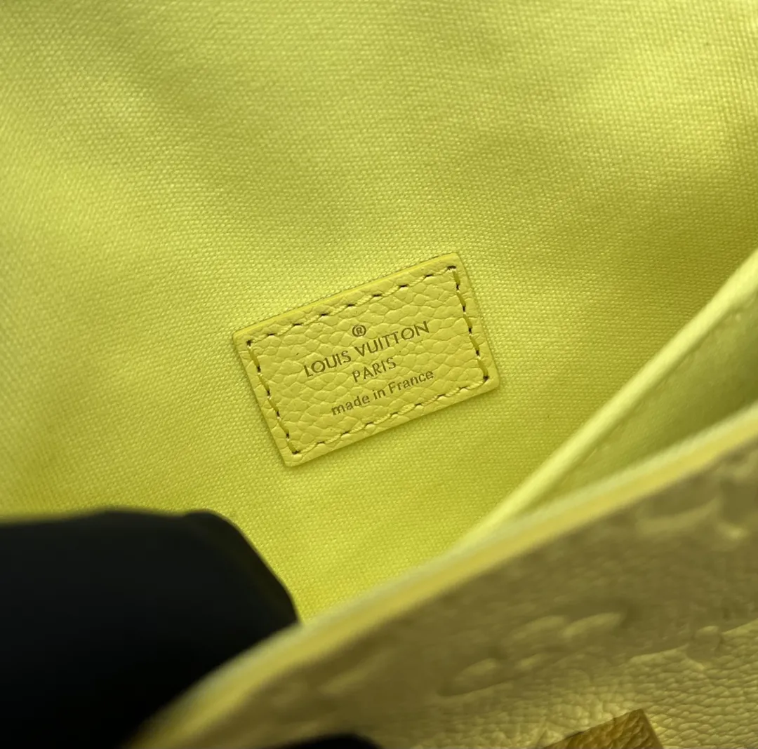 Alternative view of Louis Vuitton Micro Métis M81407