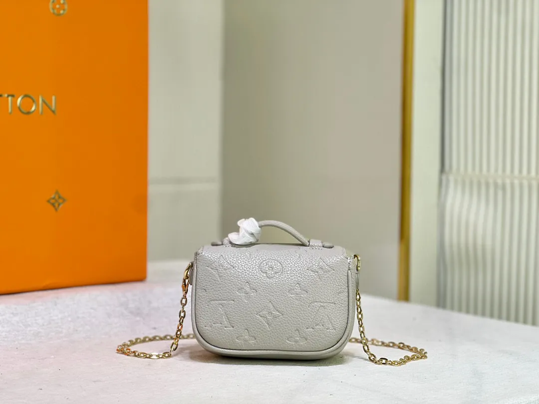 Alternative view of Louis Vuitton Micro Métis M81390