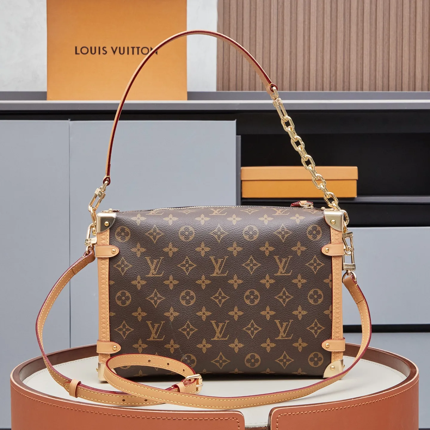 Louis Vuitton Side Trunk GM M14513 - Image 5