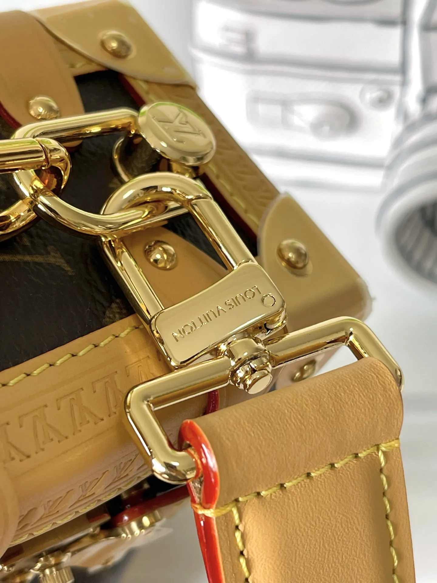 Alternative view of Louis Vuitton Side Trunk PM M46815