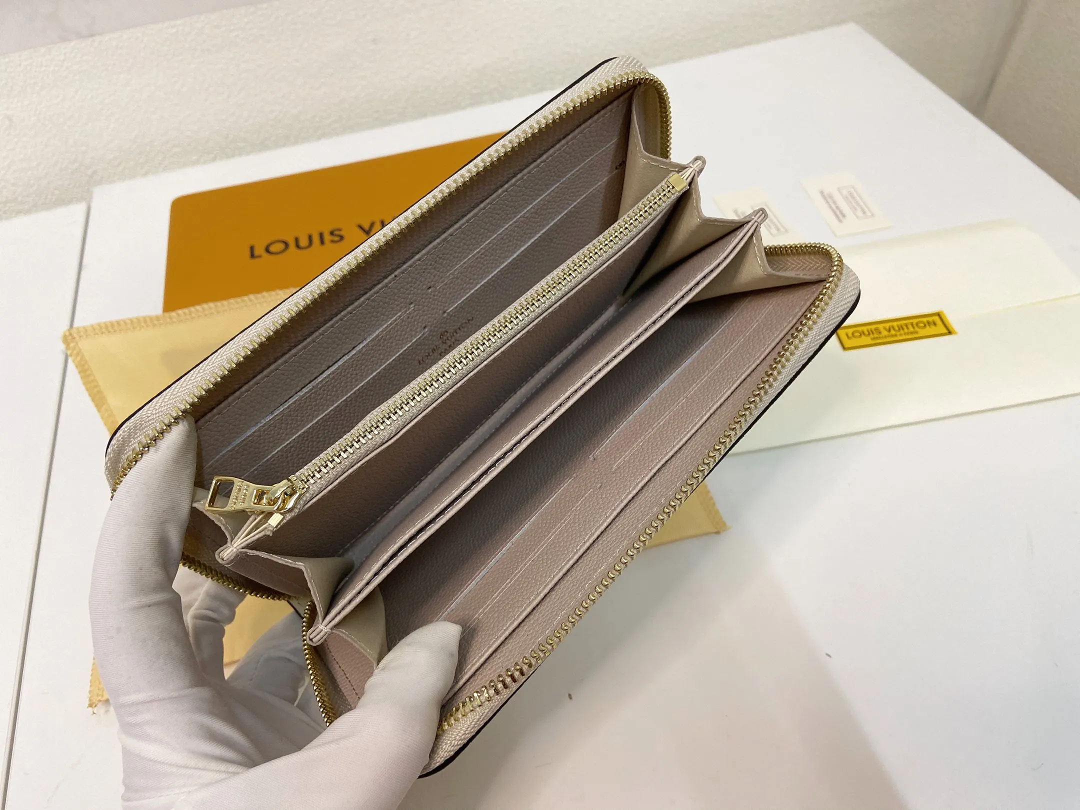 Louis Vuitton Zippy Wallet M69794 - 图片 8
