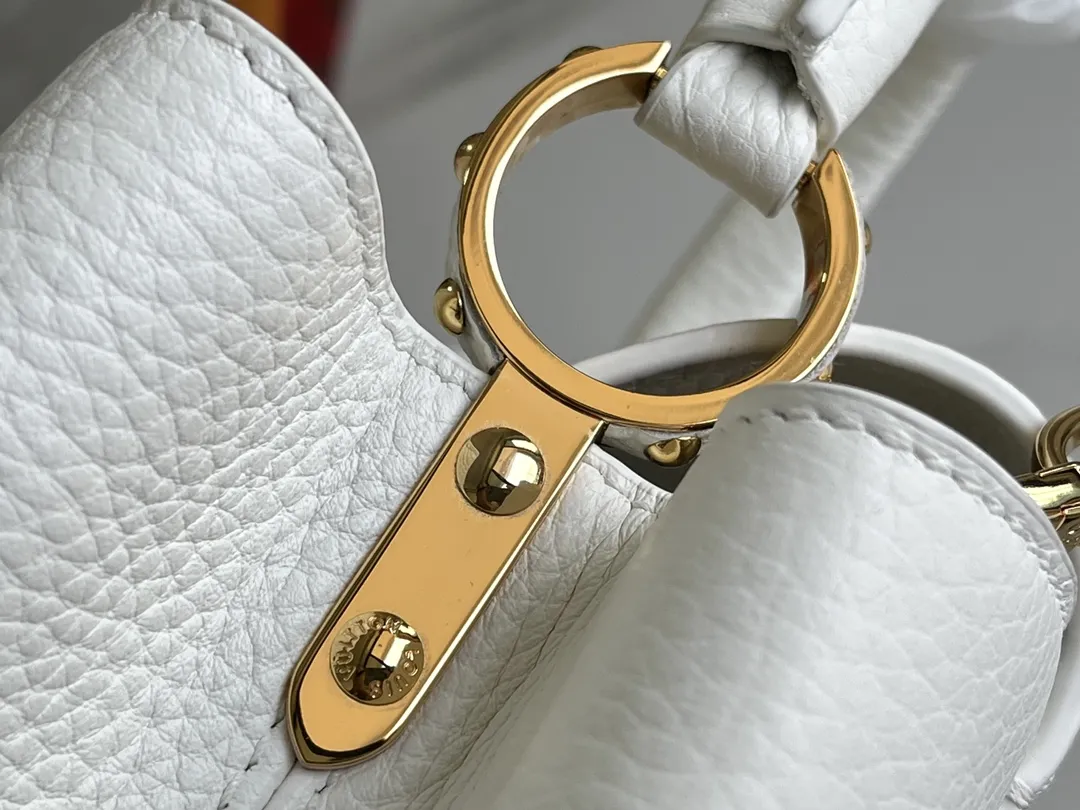 Louis Vuitton Capucines BB M55832 - Image 7