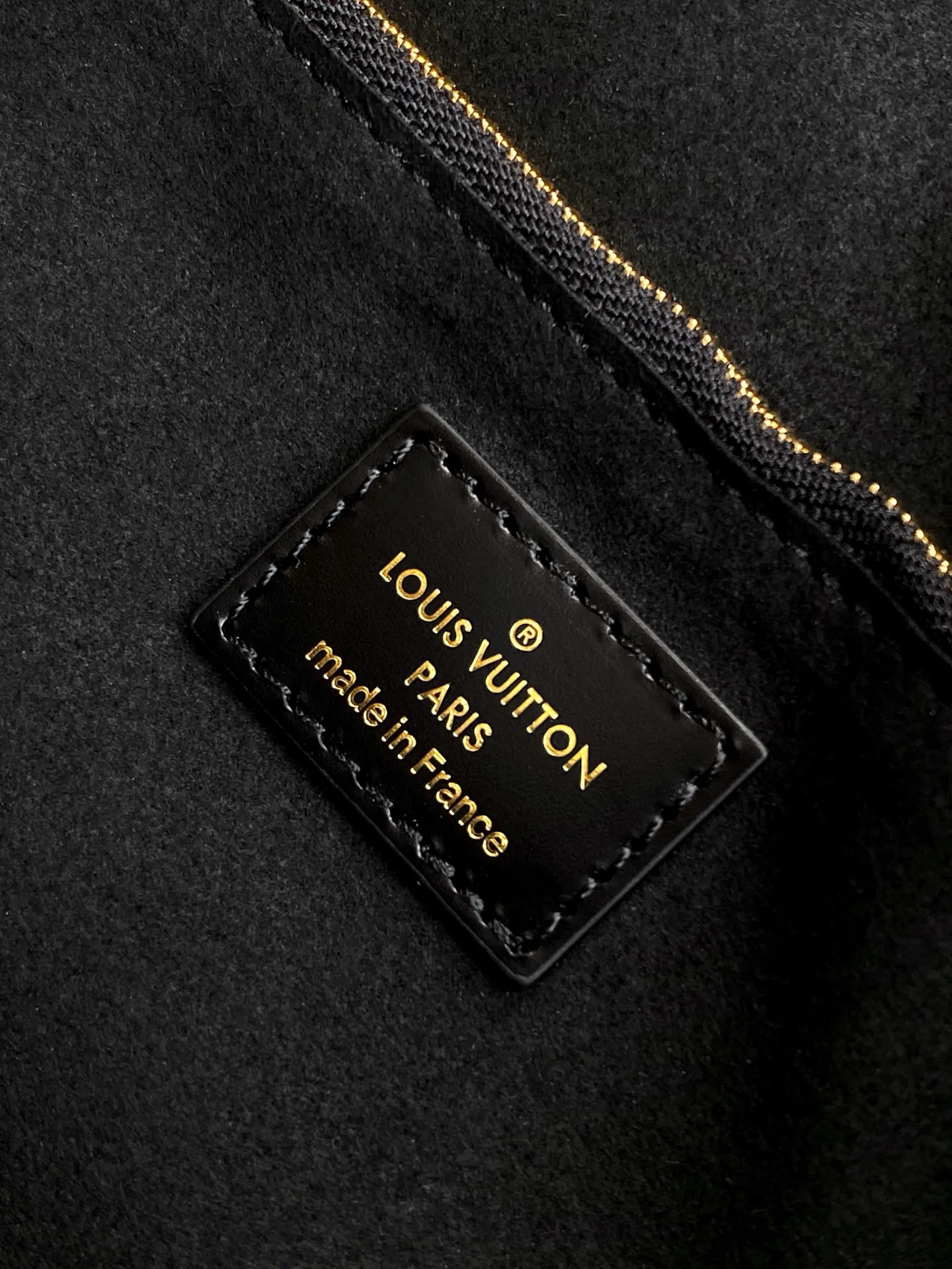 Alternative view of Louis Vuitton Trunkie M14526