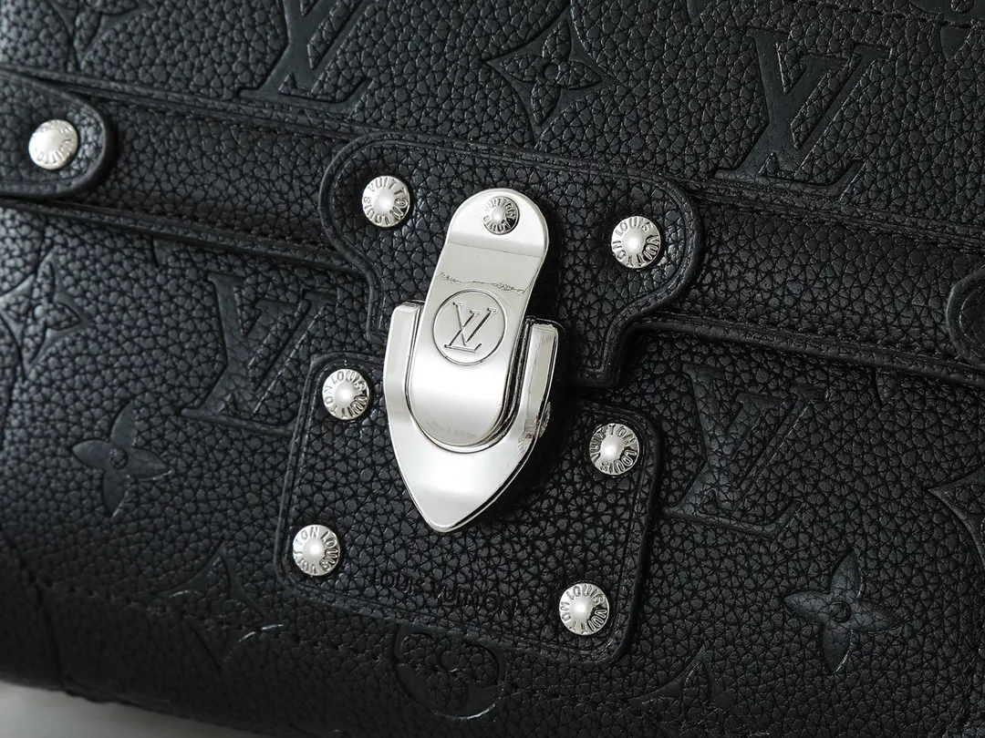 Louis Vuitton Soul Trunk M11516 - Image 7