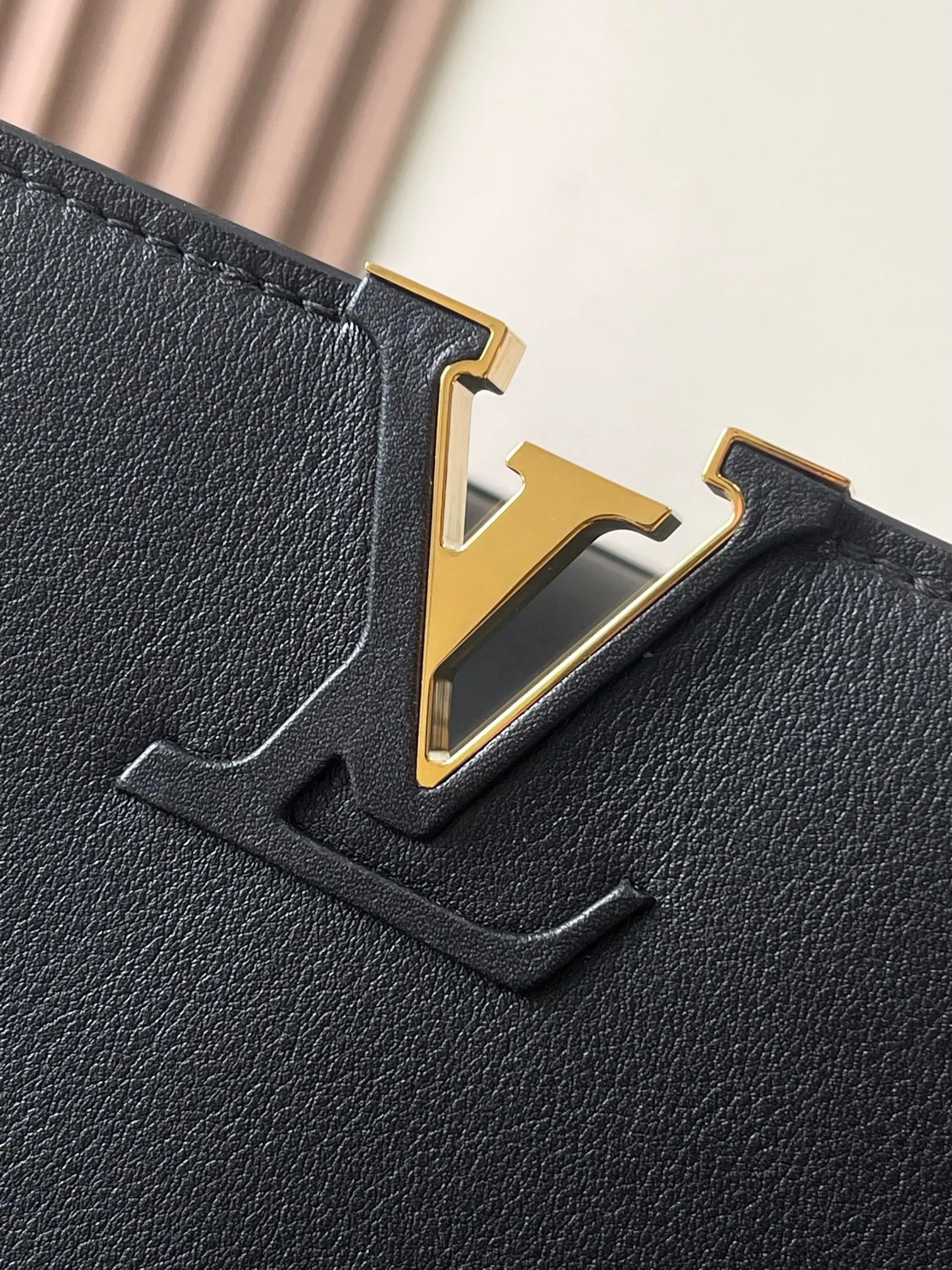 Louis Vuitton Capucines GM Souple M24607 - 图片 7