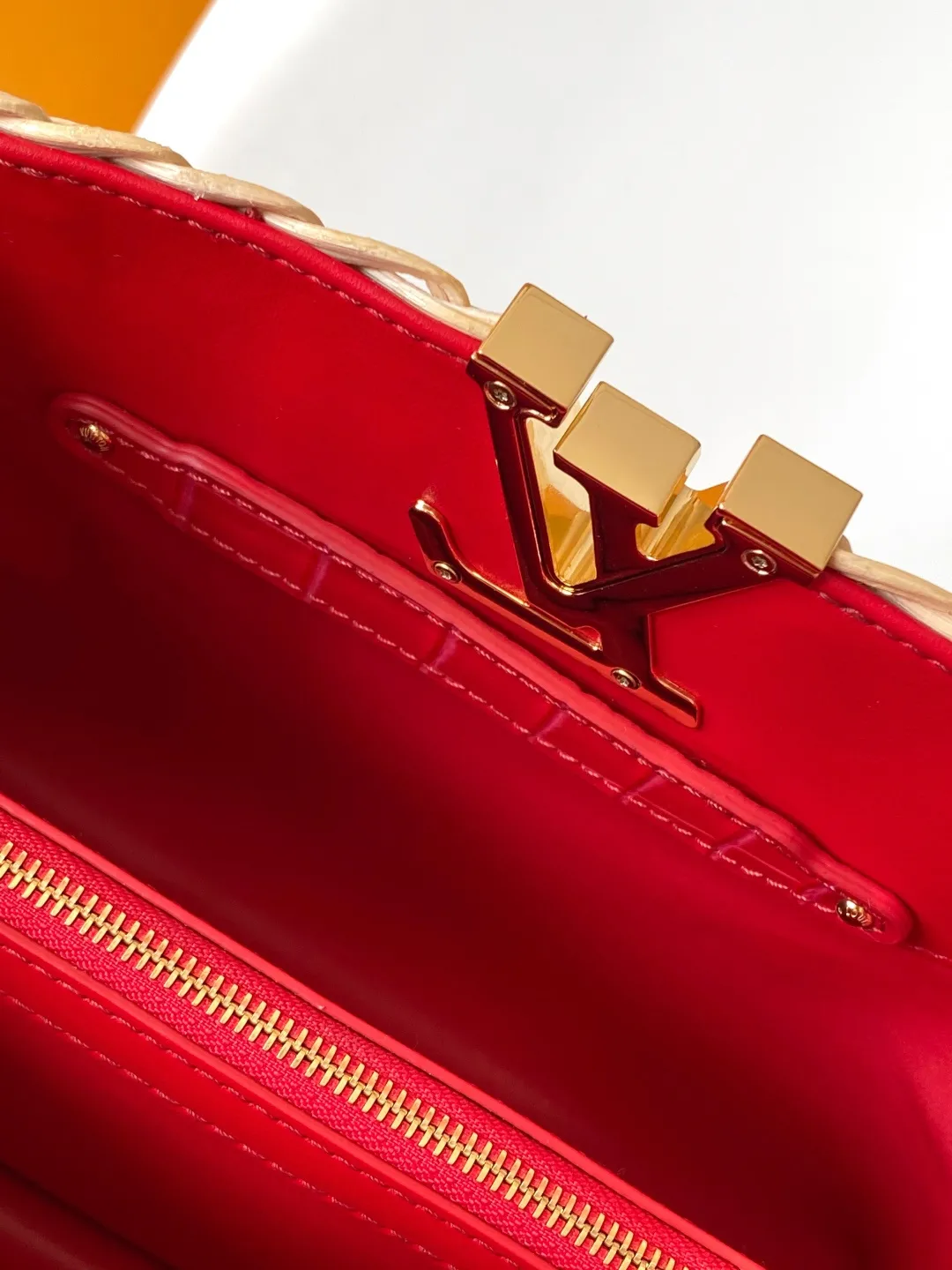Louis Vuitton Capucines Mini M26005 - 图片 9