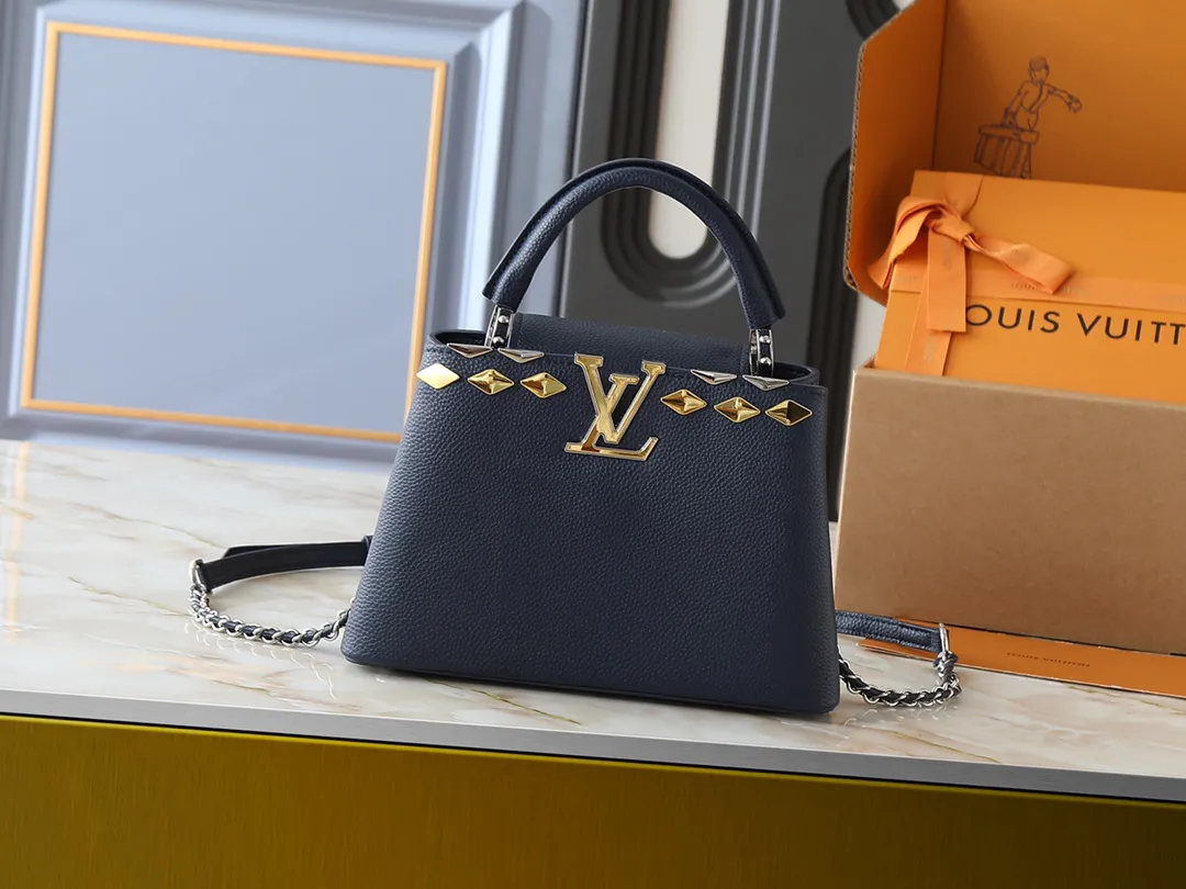Louis Vuitton Capucines Mini M12751 - Image 3