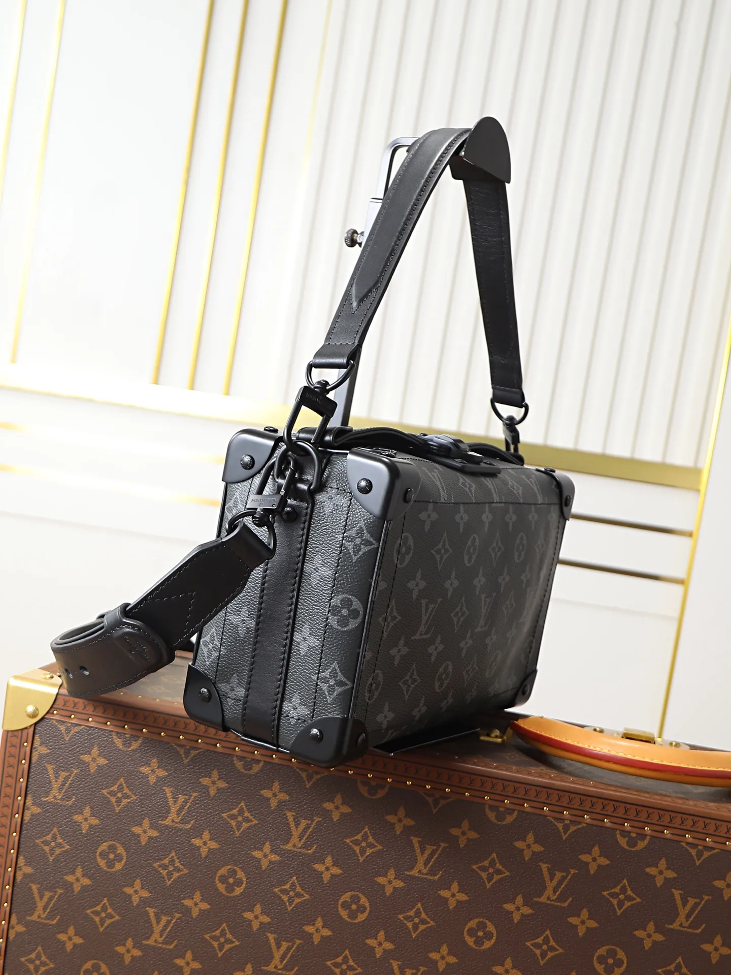 Louis Vuitton Soul Trunk East West M11744 - Image 10