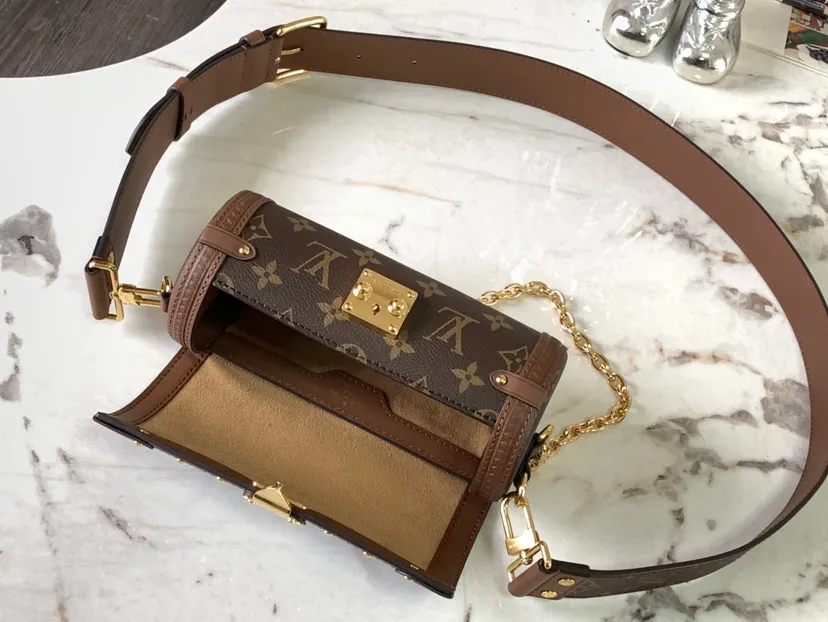 Alternative view of Louis Vuitton Papillon Trunk M57835
