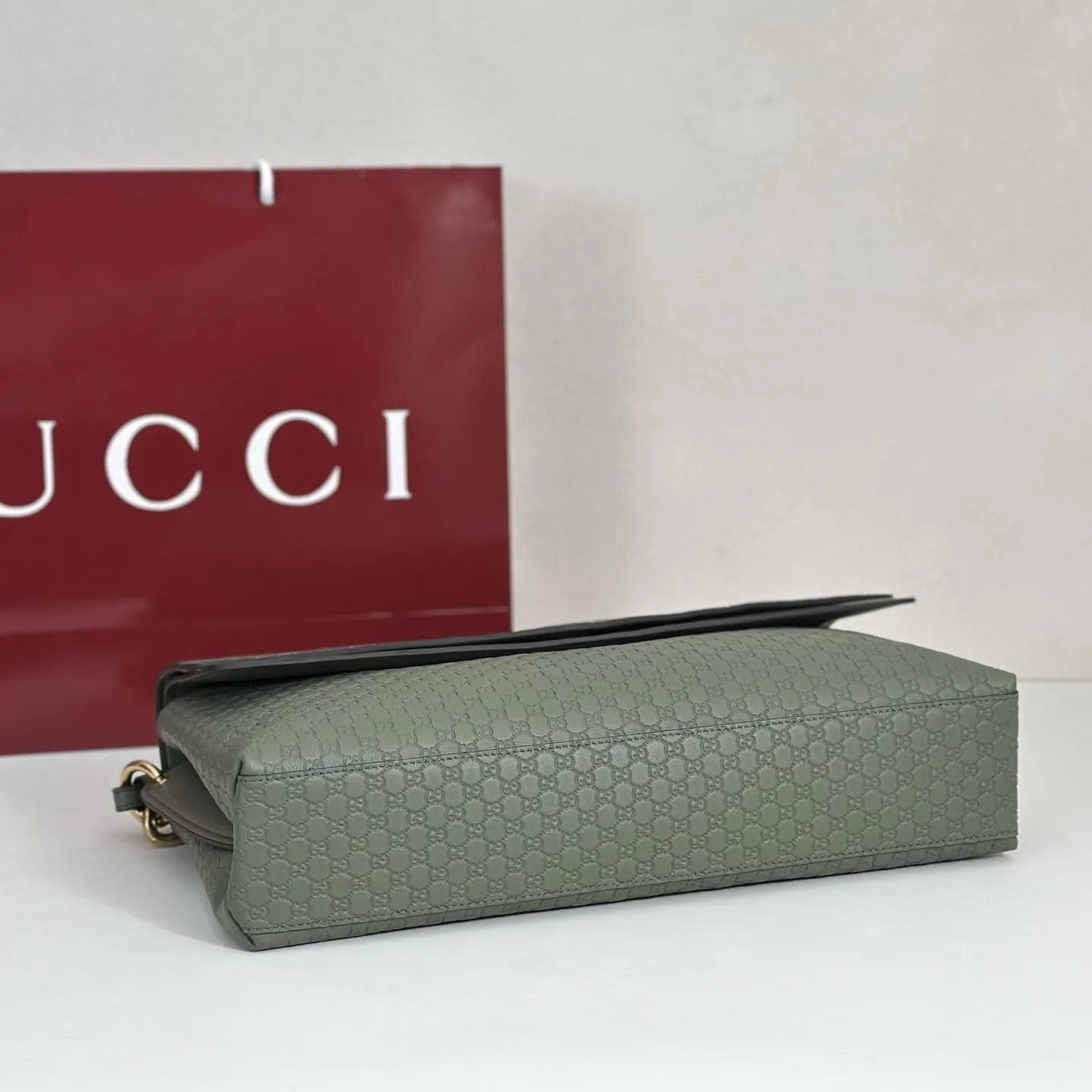 Alternative view of Gucci Large Shoulder Bag With Chain 857362