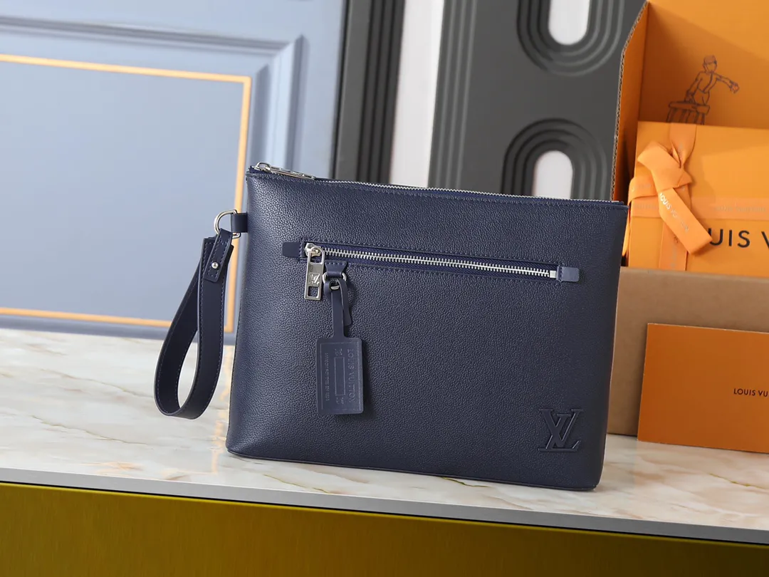Louis Vuitton Takeoff Pouch M11486 - 图片 3