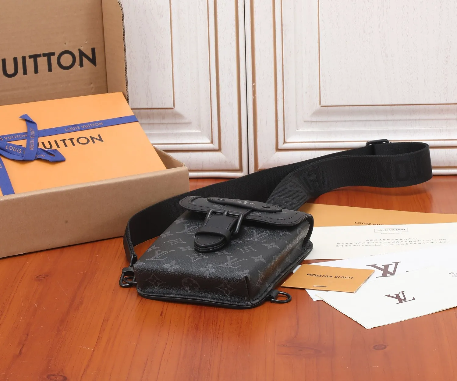 Louis Vuitton Saumur Slingbag M45912 - 图片 9