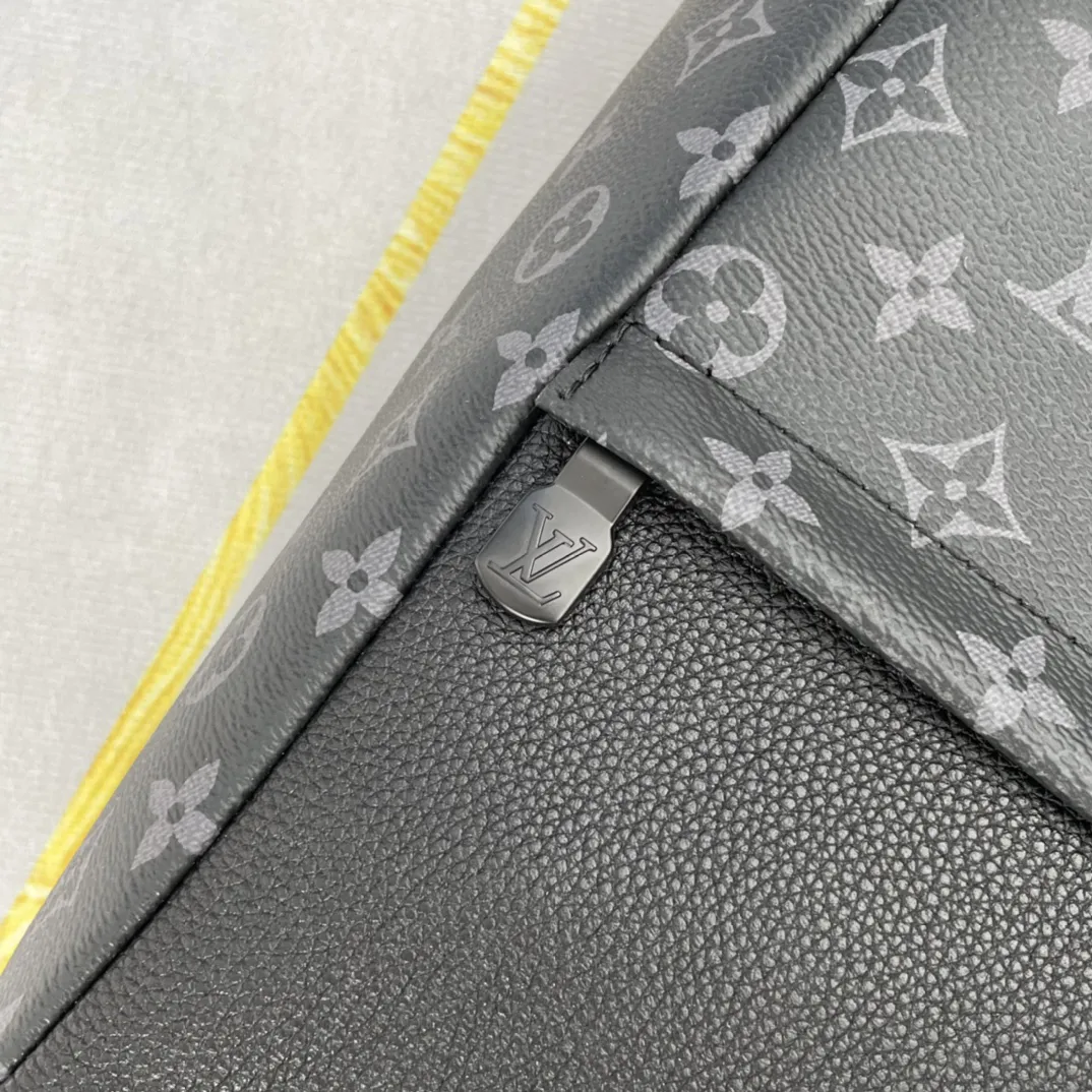 Louis Vuitton Saumur Backpack M45913 - Image 8