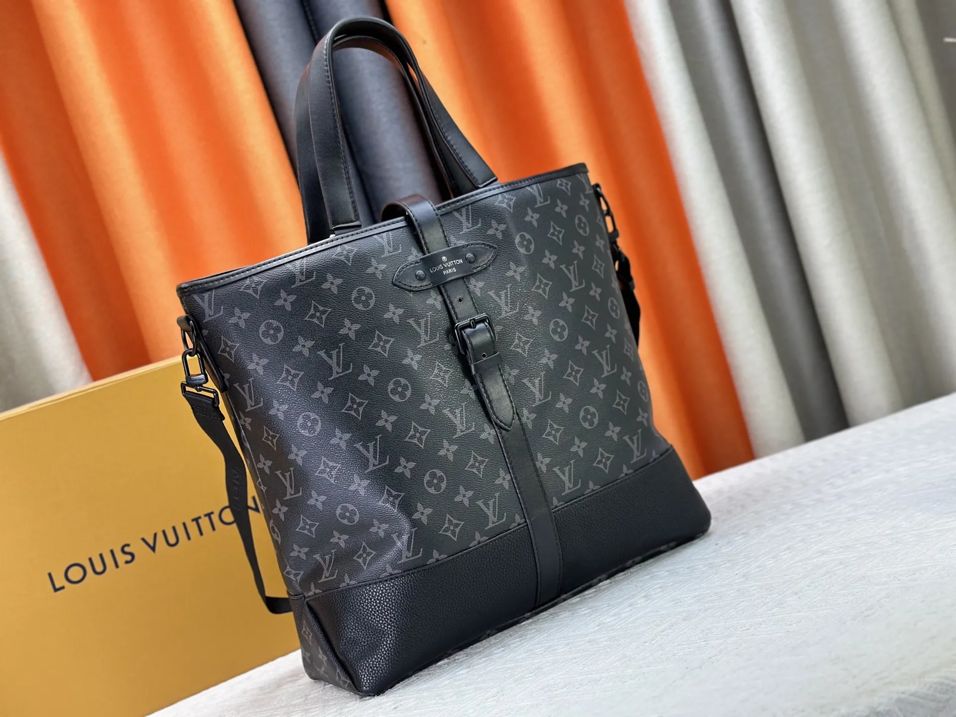 Louis Vuitton Saumur Tote M45914 - 图片 4