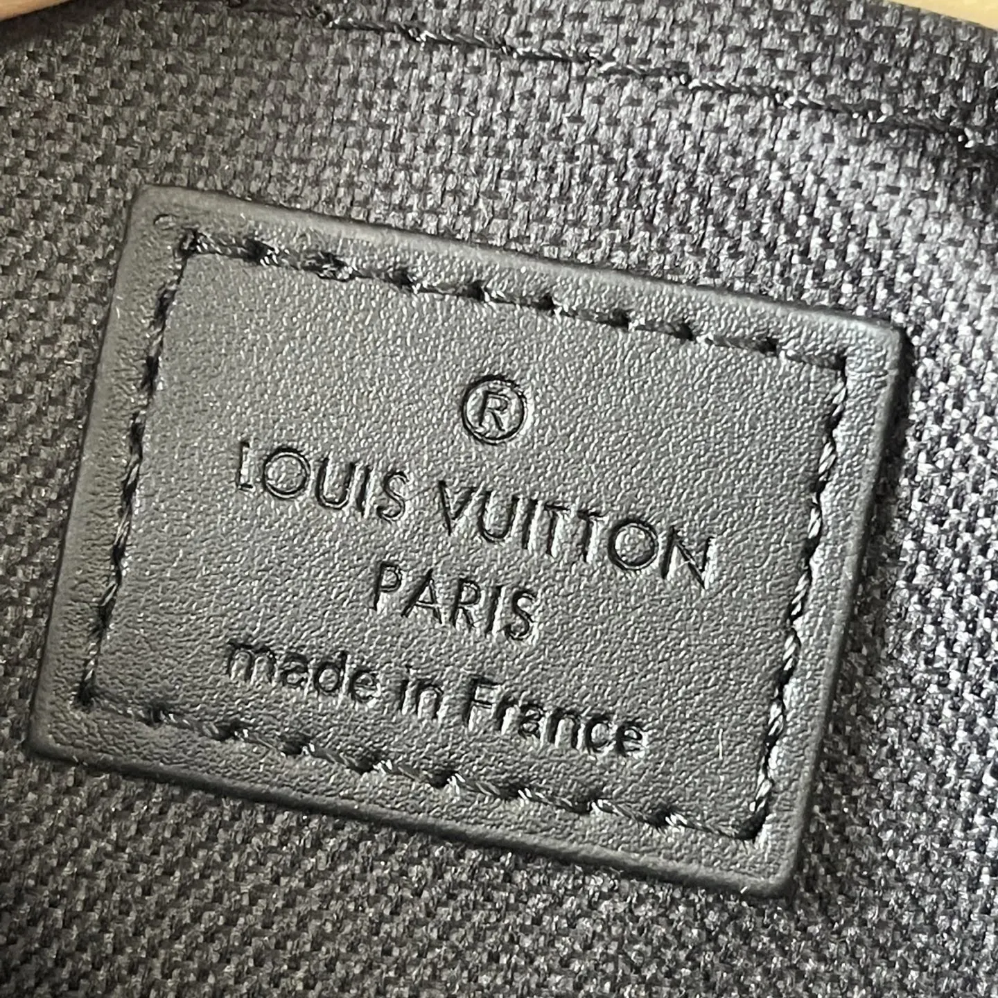 Alternative view of Louis Vuitton Trocadéro Wearable Wallet M14253