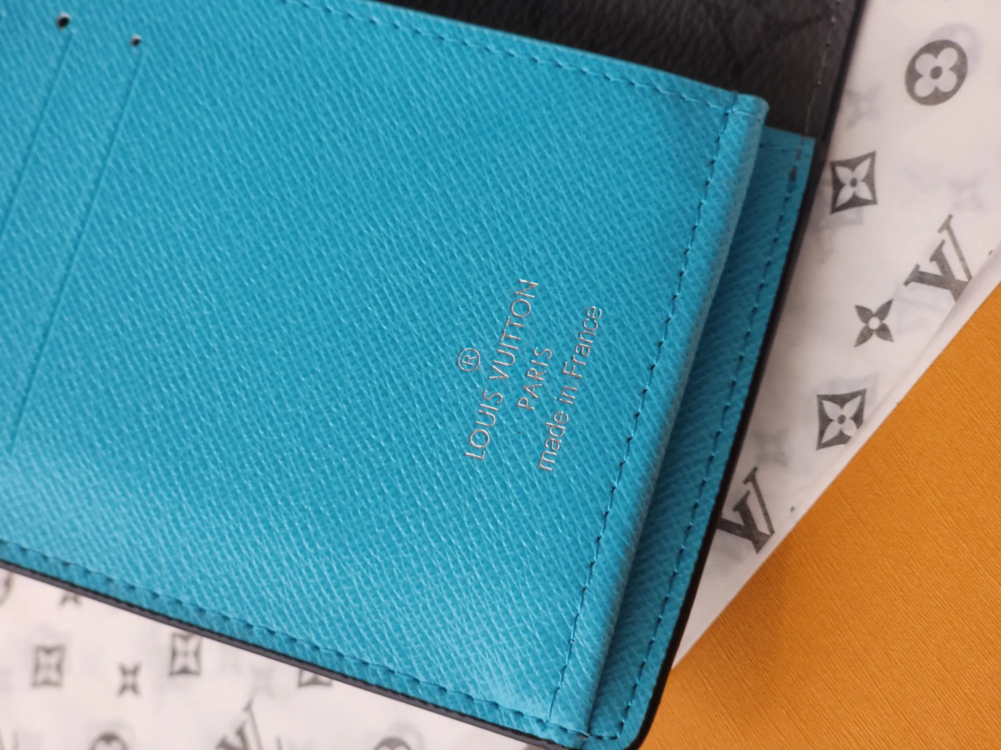 Louis Vuitton Brazza Wallet M11467 - Image 9