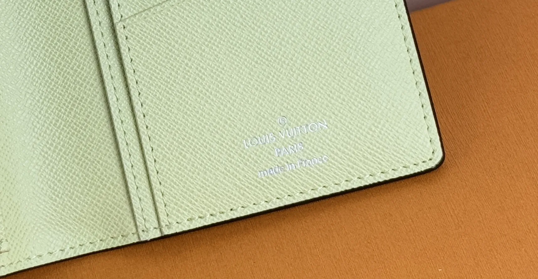 Alternative view of Louis Vuitton Brazza Wallet M14131