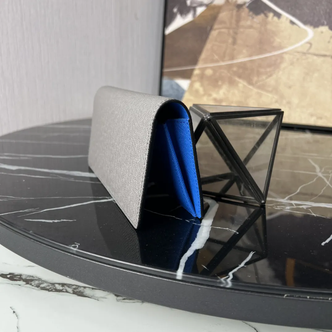 Alternative view of Louis Vuitton Brazza Wallet M11580