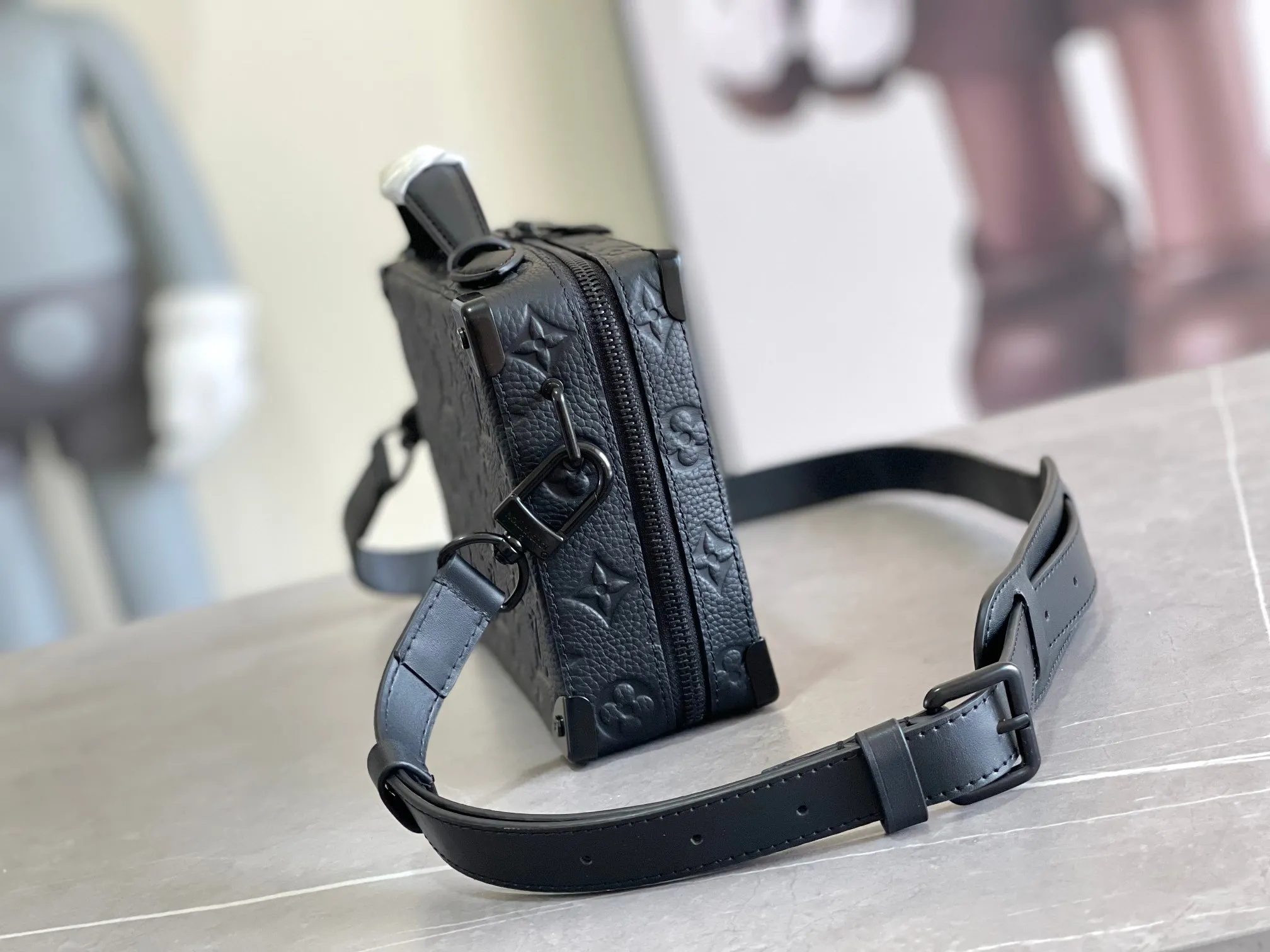 Louis Vuitton Handle Soft Trunk M59163 - 图片 4