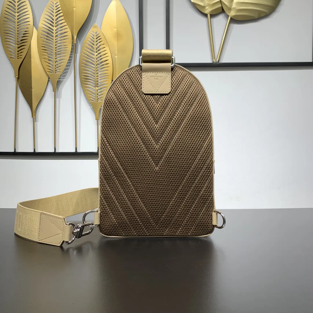 Louis Vuitton Pilot Slingbag M23765 - 图片 4