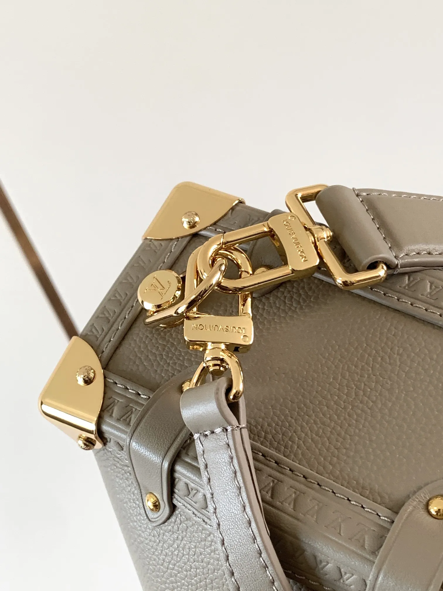 Louis Vuitton Side Trunk MM M25072 - 图片 10