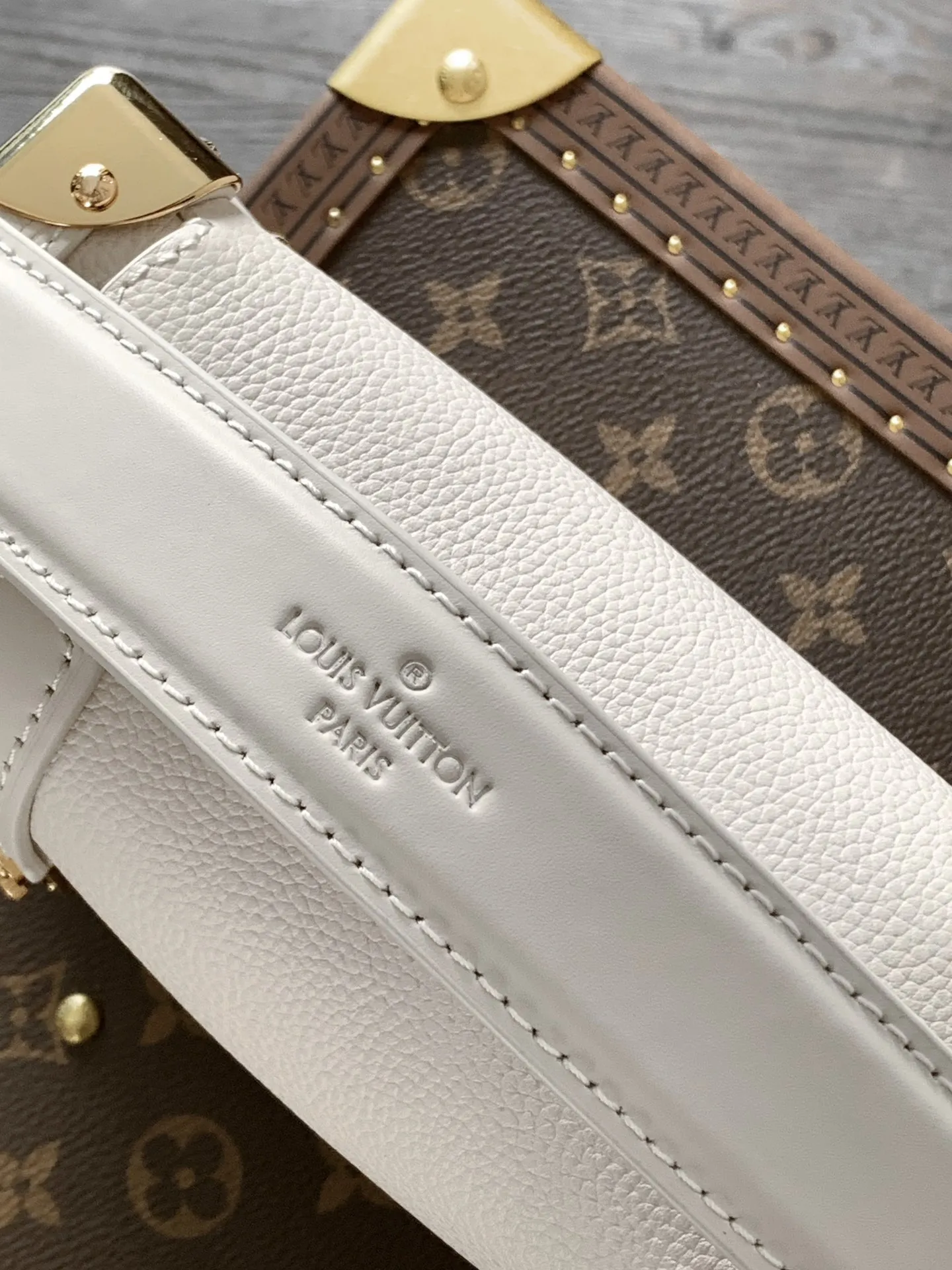 Louis Vuitton Side Trunk PM M23915 - 图片 7