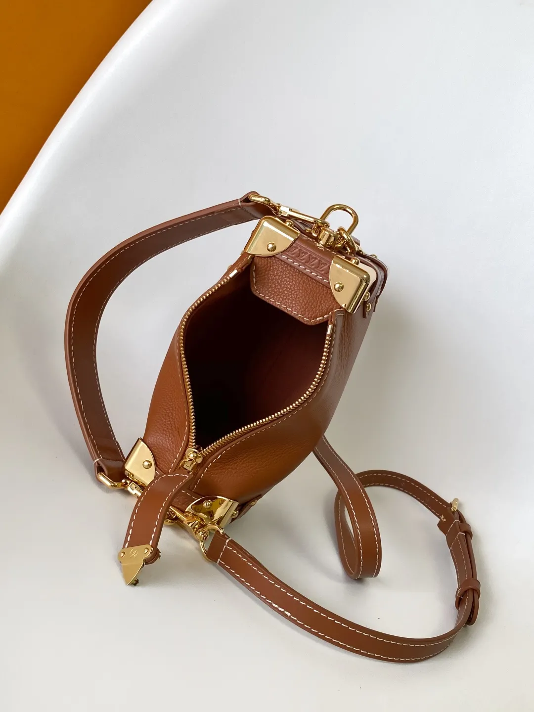 Louis Vuitton Side Trunk PM M15224 - 图片 5