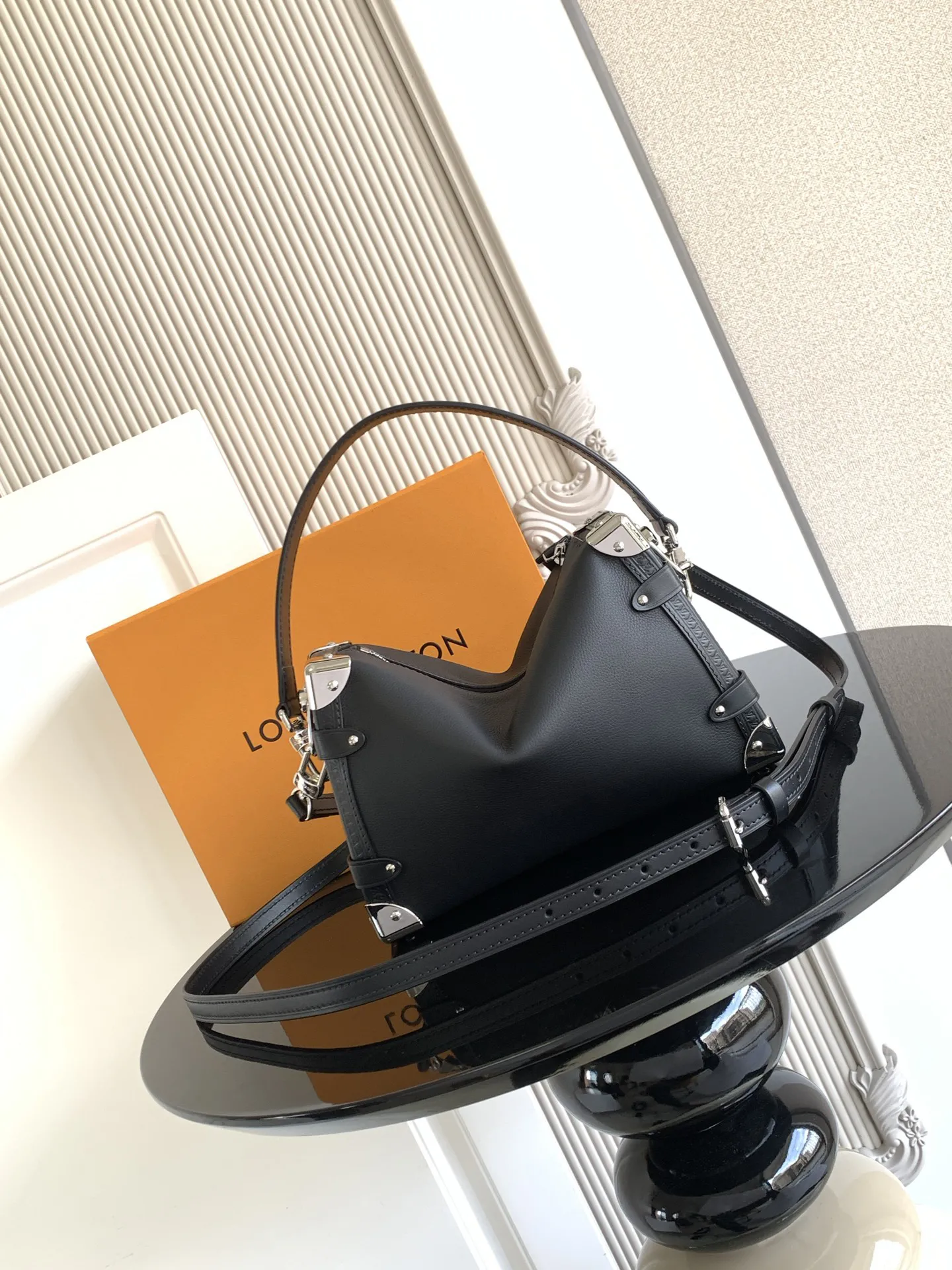 Louis Vuitton Side Trunk MM M25160 - 图片 5