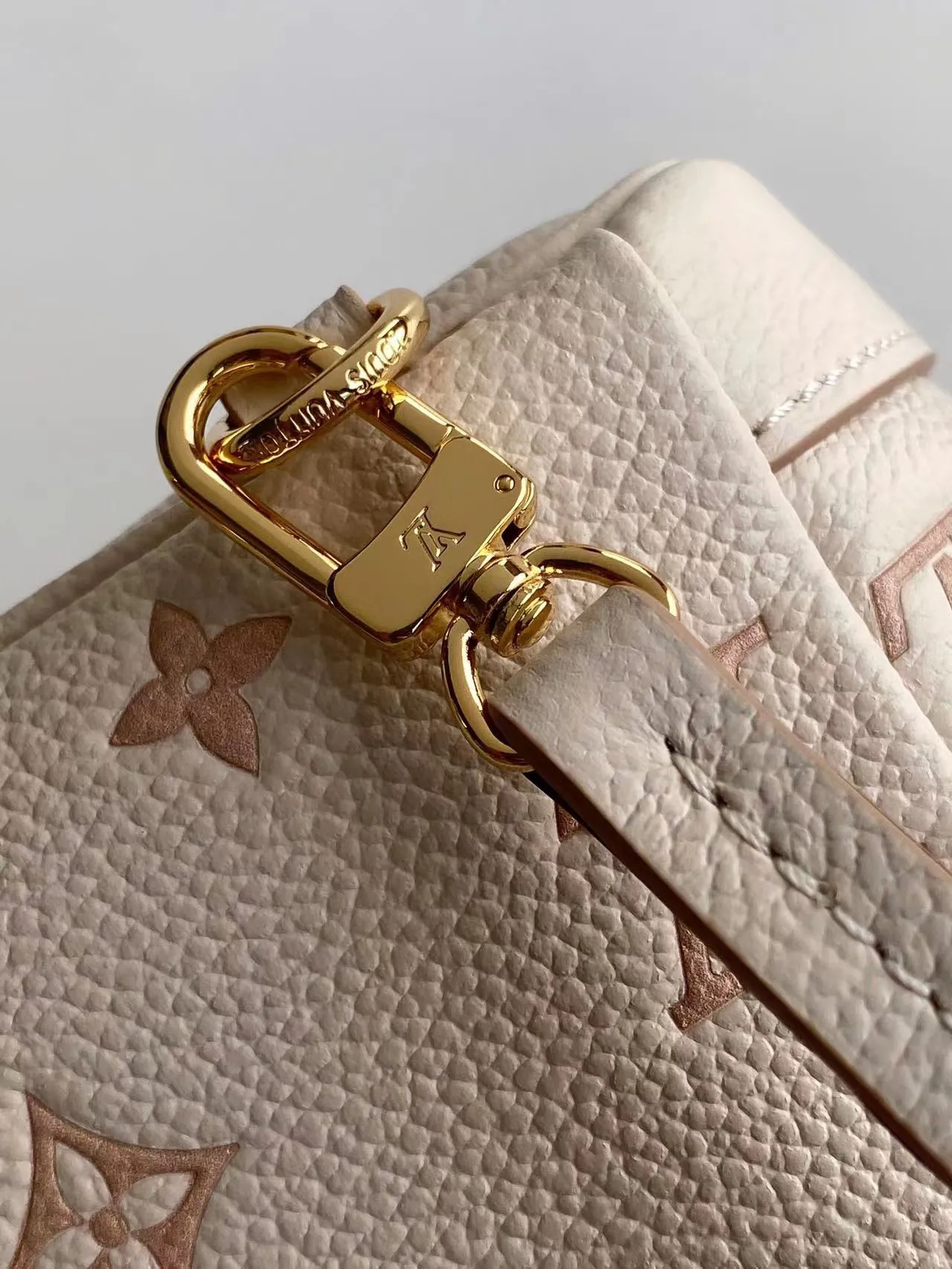 Louis Vuitton Nano Noé Backpack M13656 - 图片 9