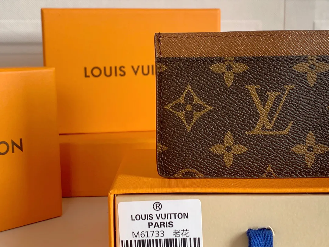 Alternative view of Louis Vuitton Card Holder M61733