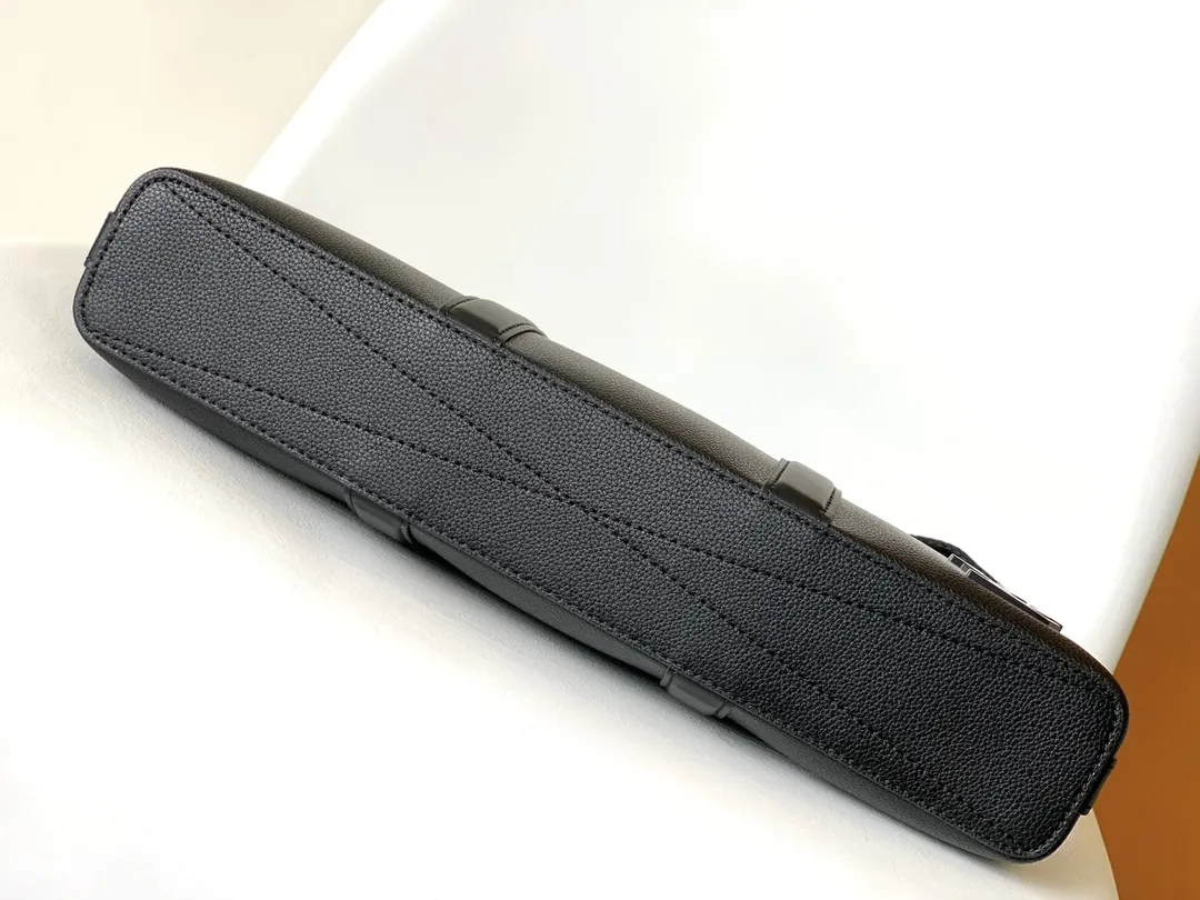 Louis Vuitton Takeoff Briefcase M59159 - 图片 8