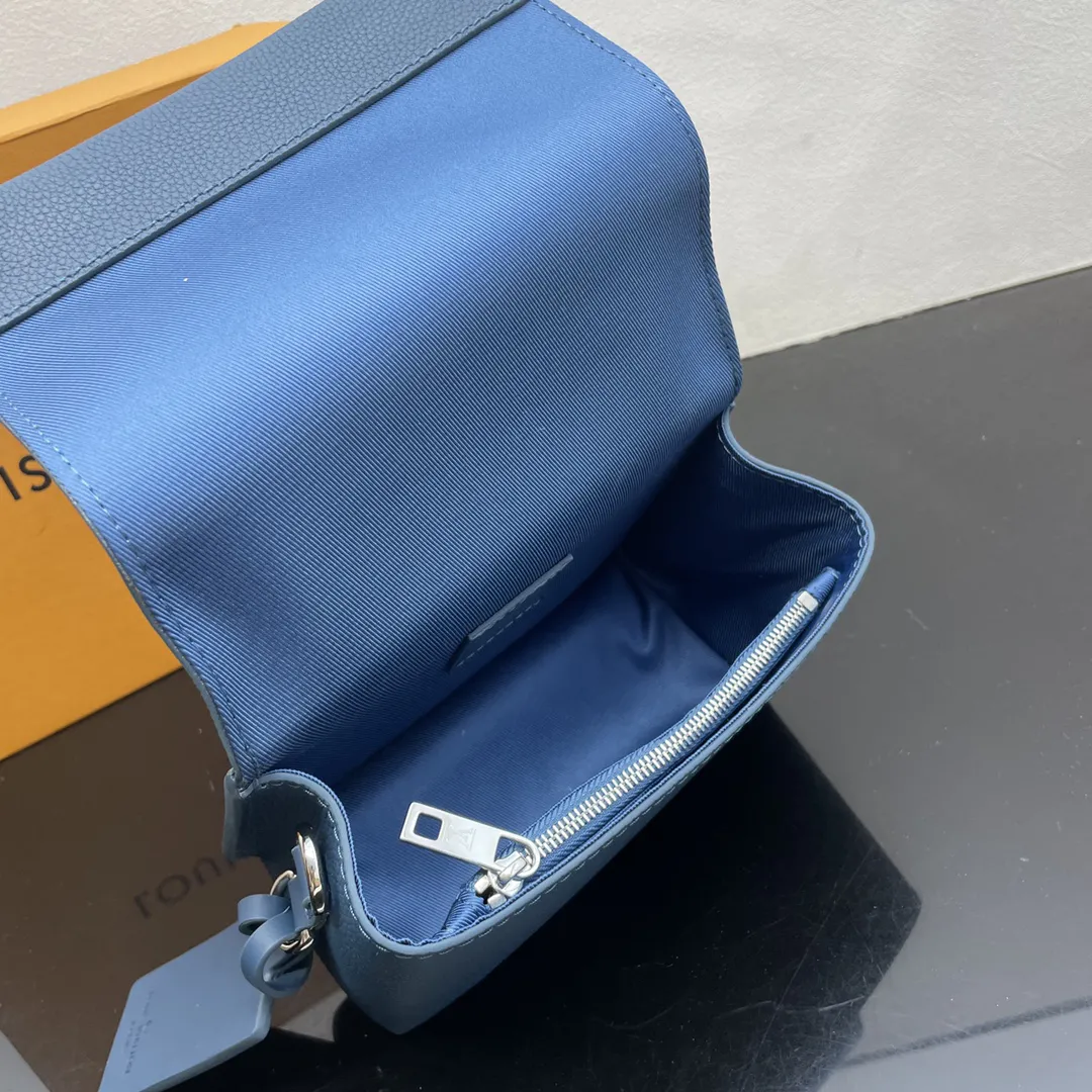 Louis Vuitton Fastline Wearable Wallet M83320 - 图片 10