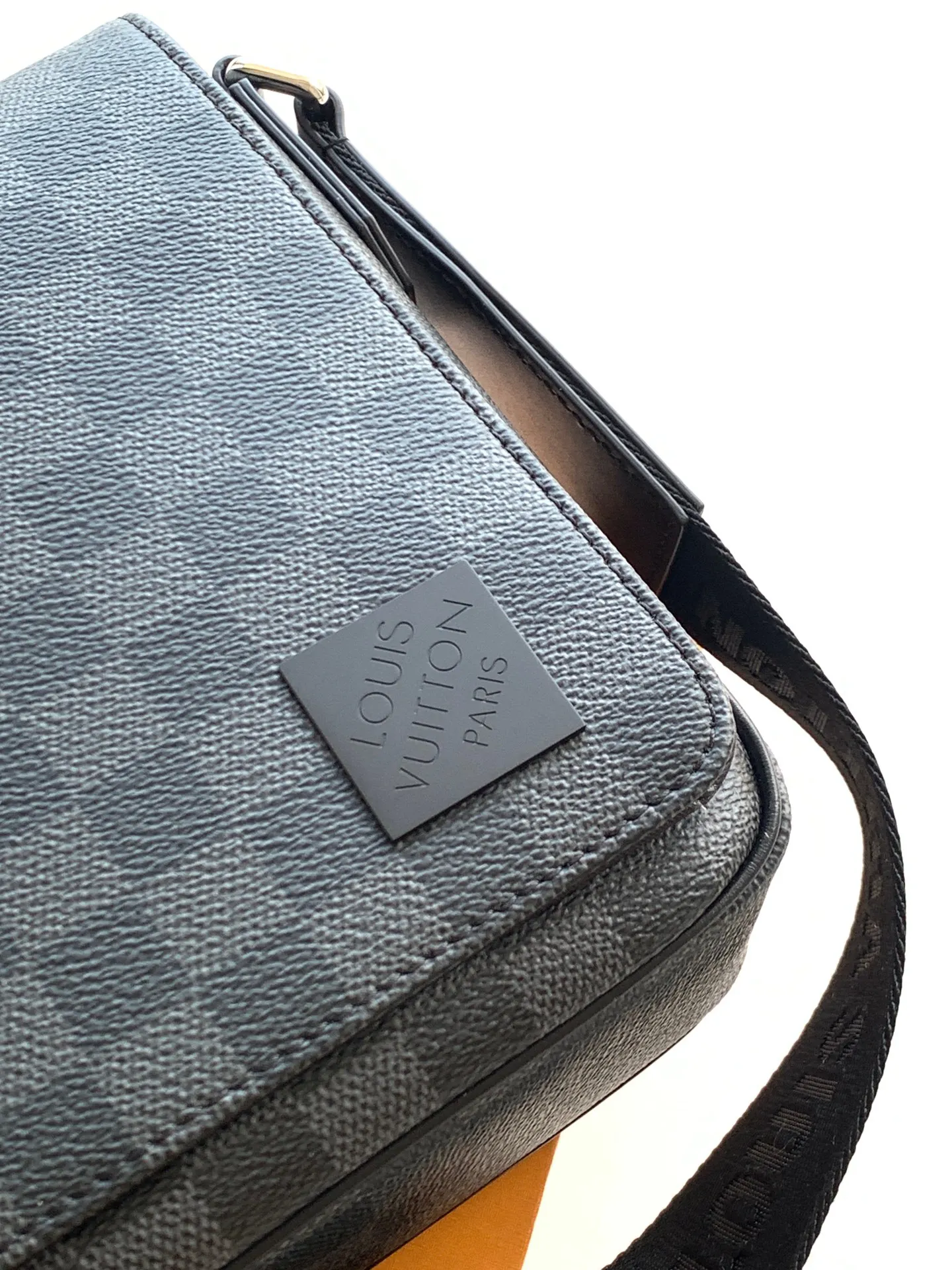 Louis Vuitton District PM N42710 - 图片 7