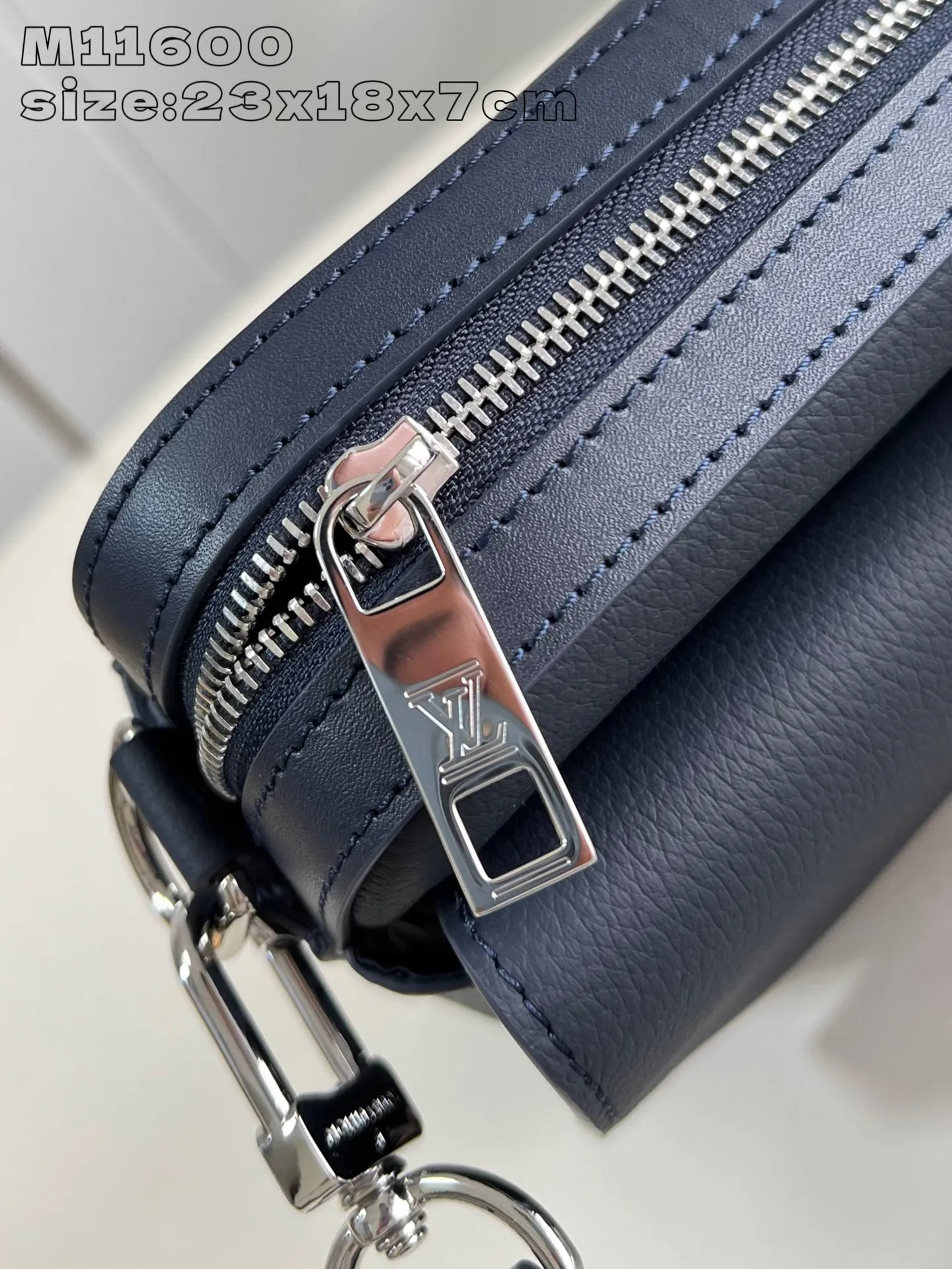 Louis Vuitton Fastline Messenger M11600 - 图片 9