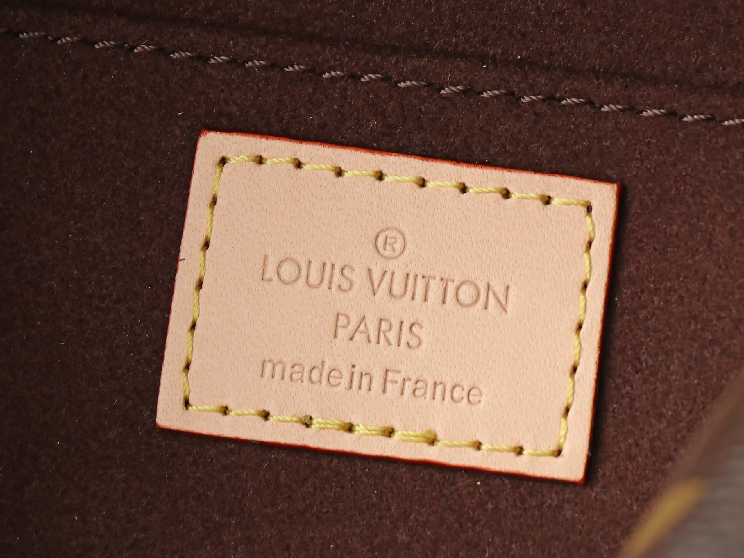 Louis Vuitton Just In Case M47096 - Image 2