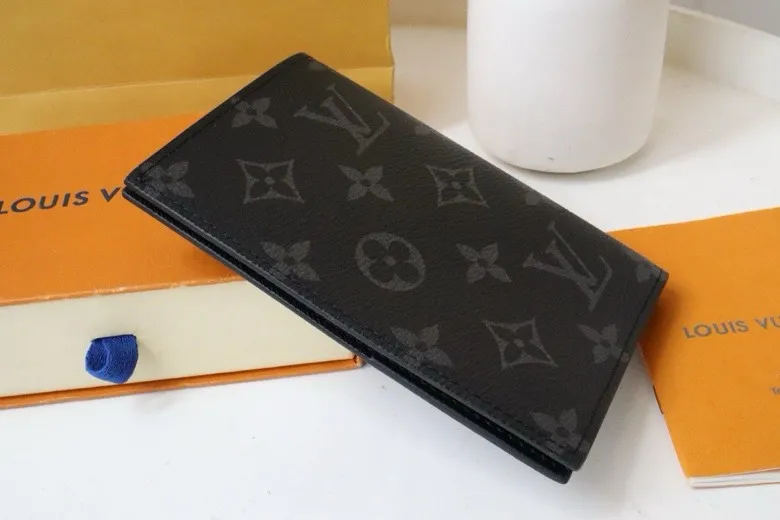 Louis Vuitton Passport Cover M64501 - 图片 5