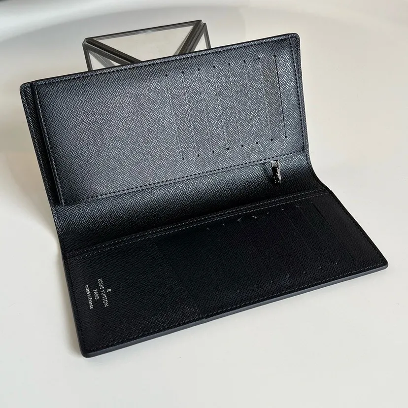 Louis Vuitton Brazza Wallet M61697 - Image 4