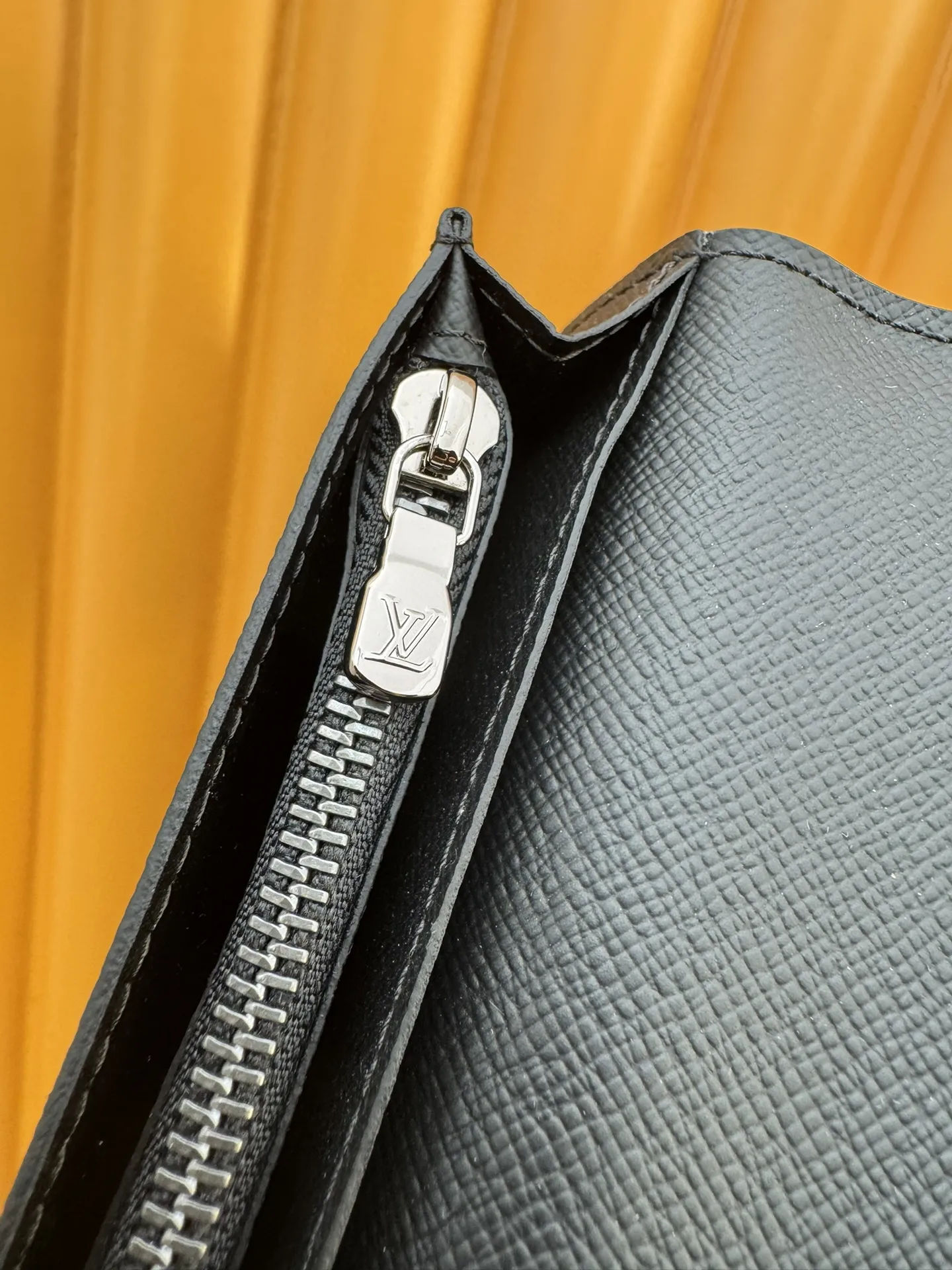 Alternative view of Louis Vuitton Brazza Wallet N62665