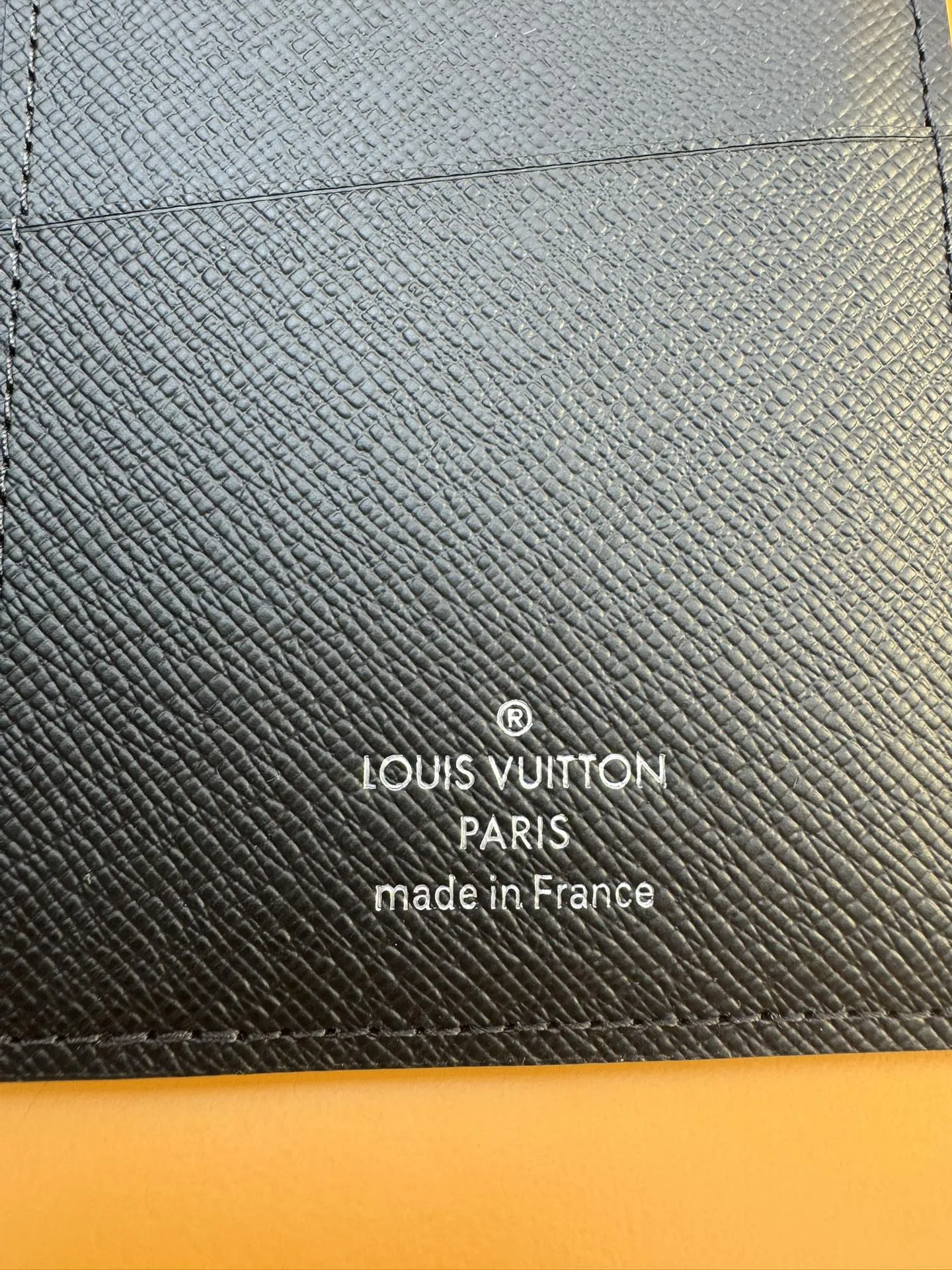 Louis Vuitton Brazza Wallet N62665 - Image 8