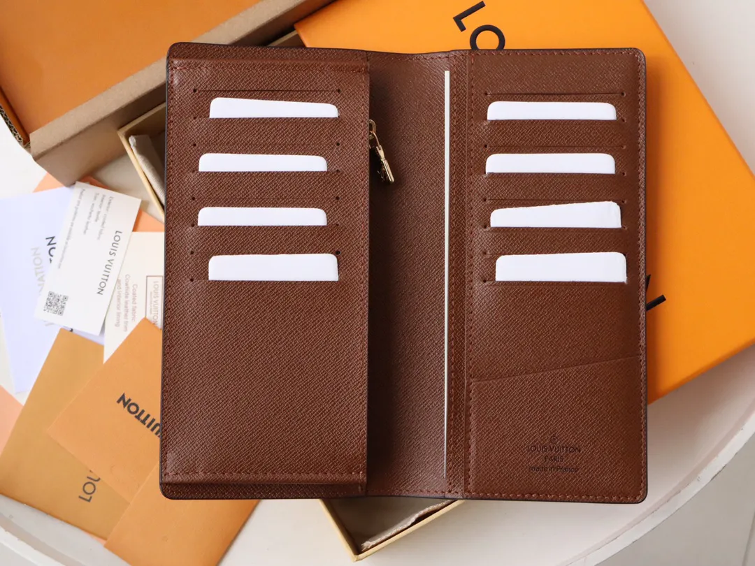 Louis Vuitton Brazza Wallet M66540 - Image 7