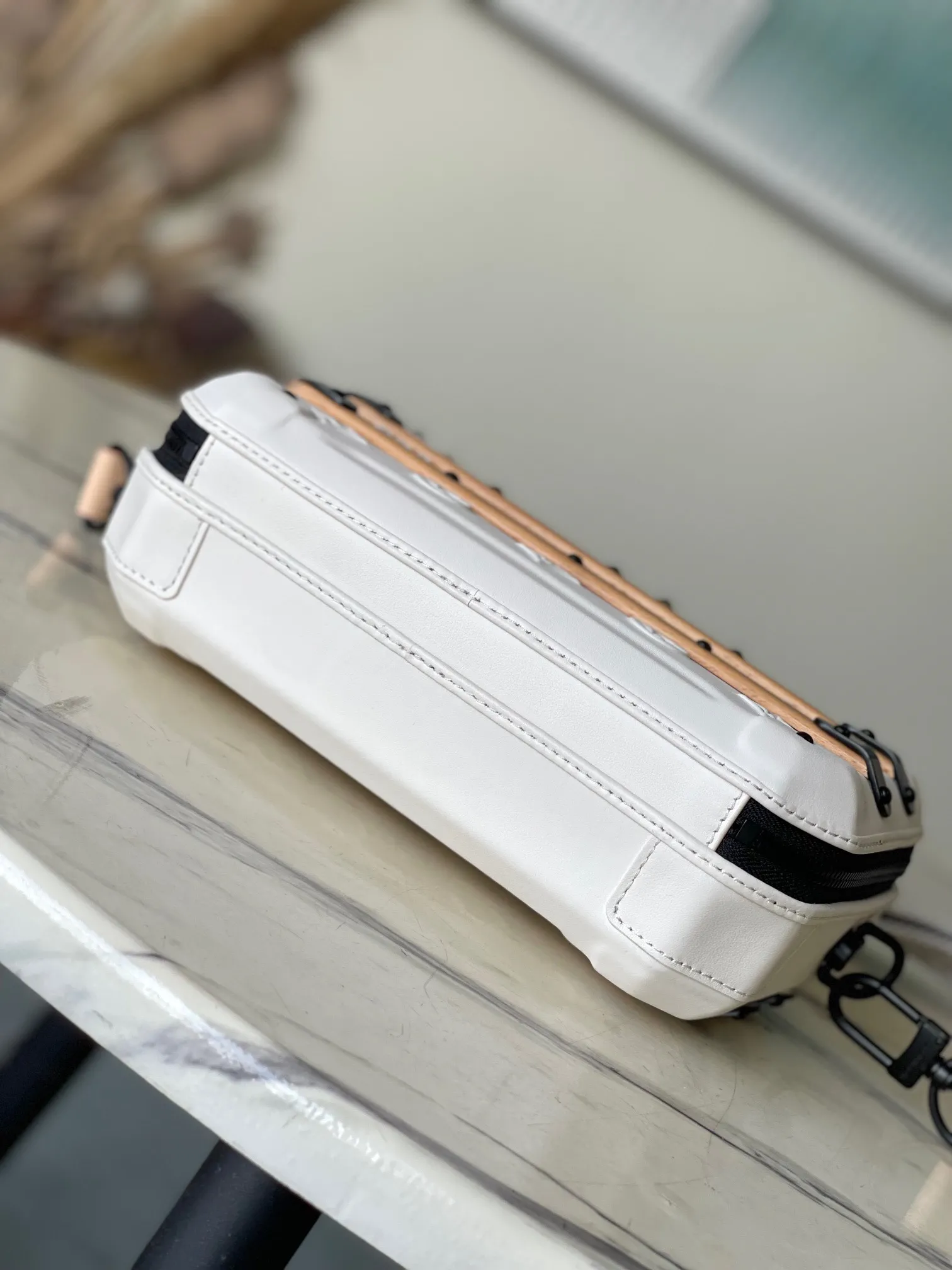 Louis Vuitton Future Trunk M21950 - Image 6