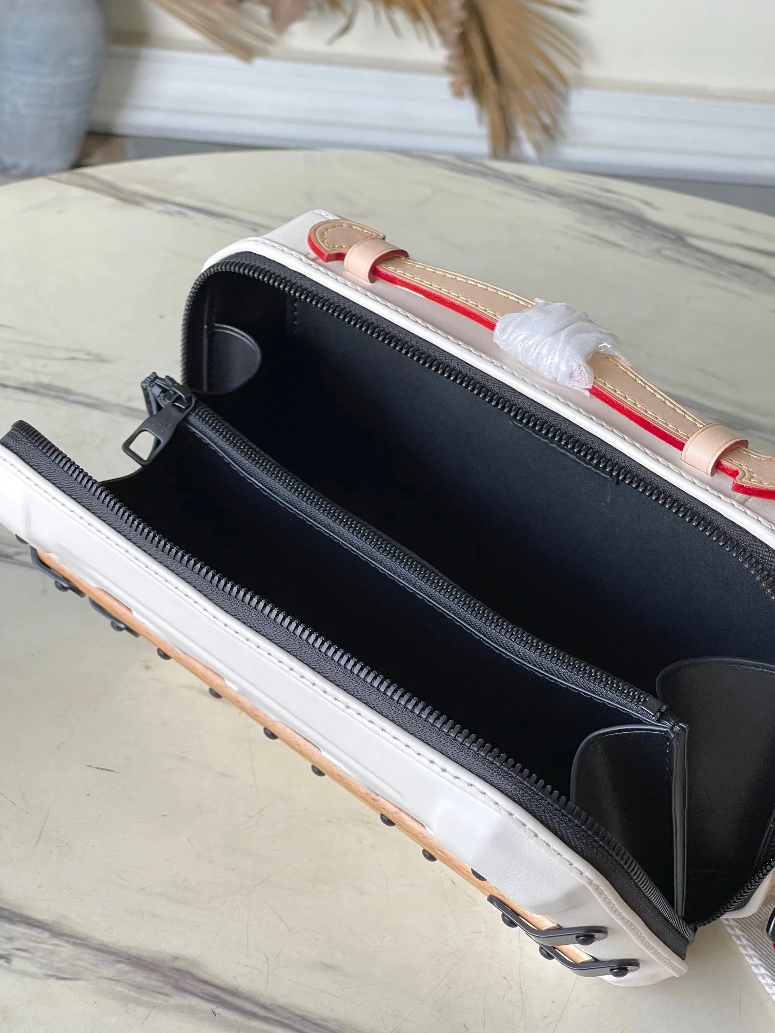 Louis Vuitton Future Trunk M21950 - Image 10