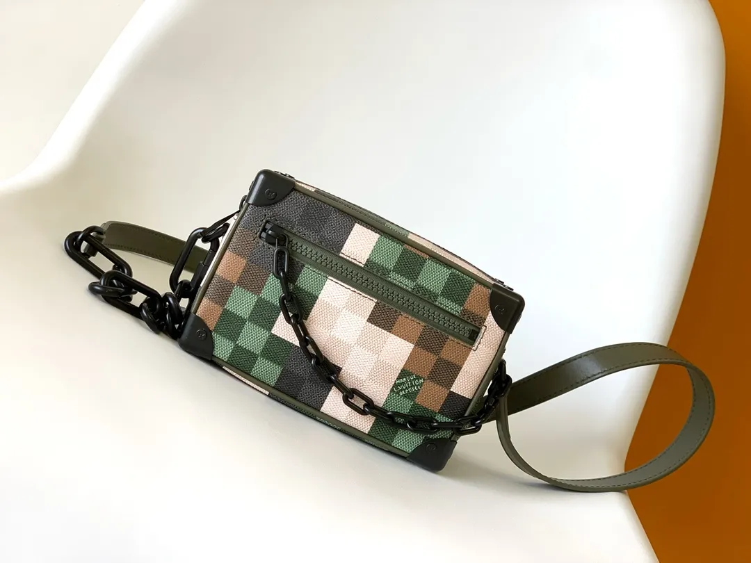 Louis Vuitton SOFT TRUNK M24581 - Image 3