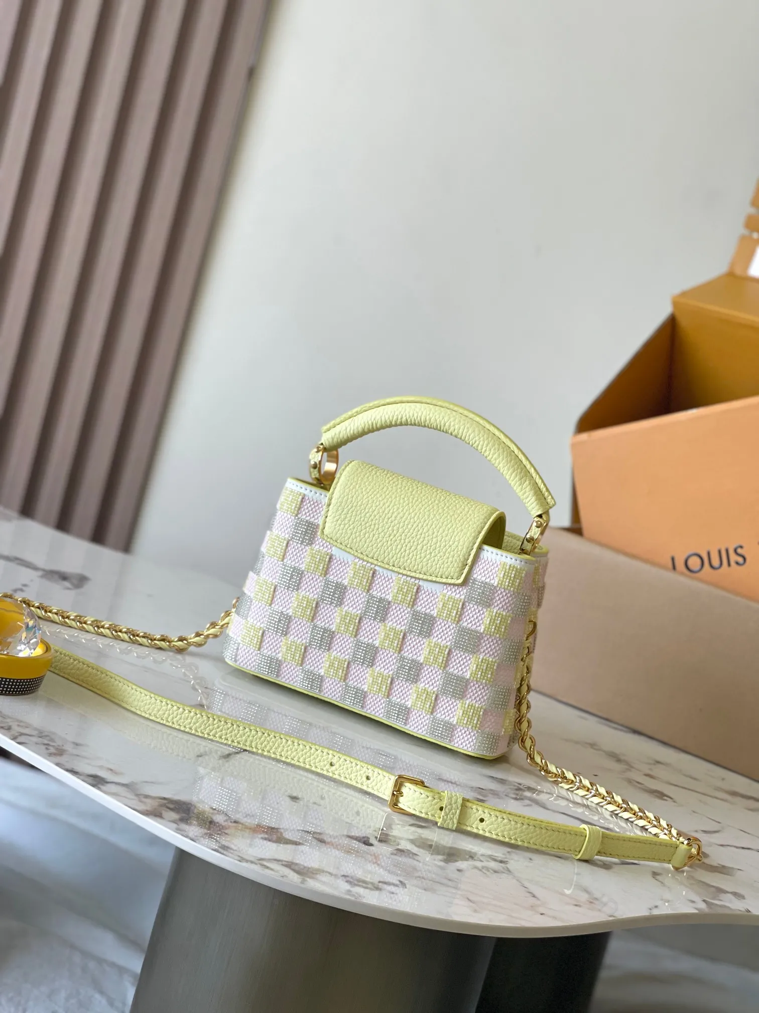 Louis Vuitton Capucines Mini M24809 - 图片 5