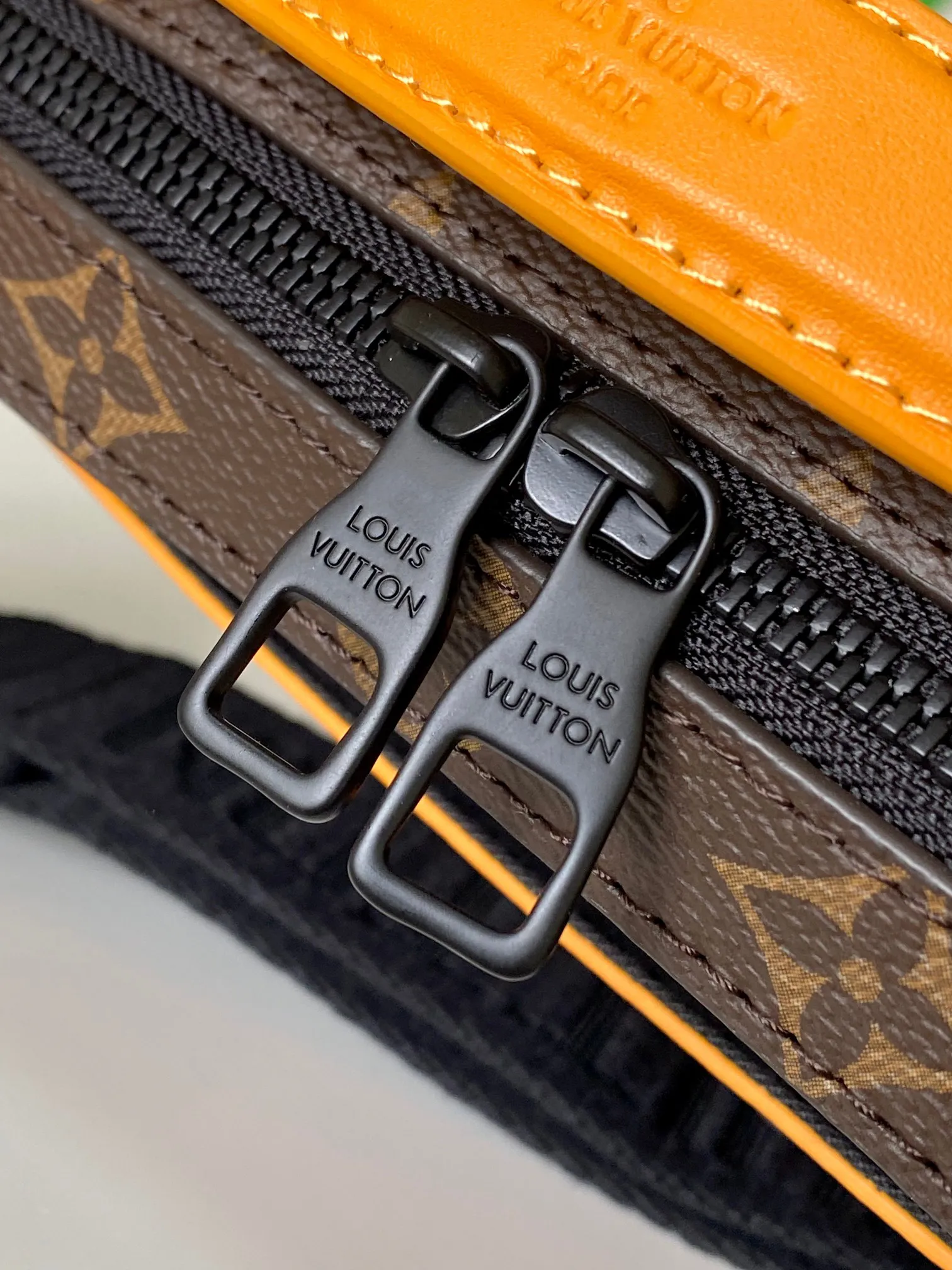Louis Vuitton SOFT TRUNK M46689 - Image 8