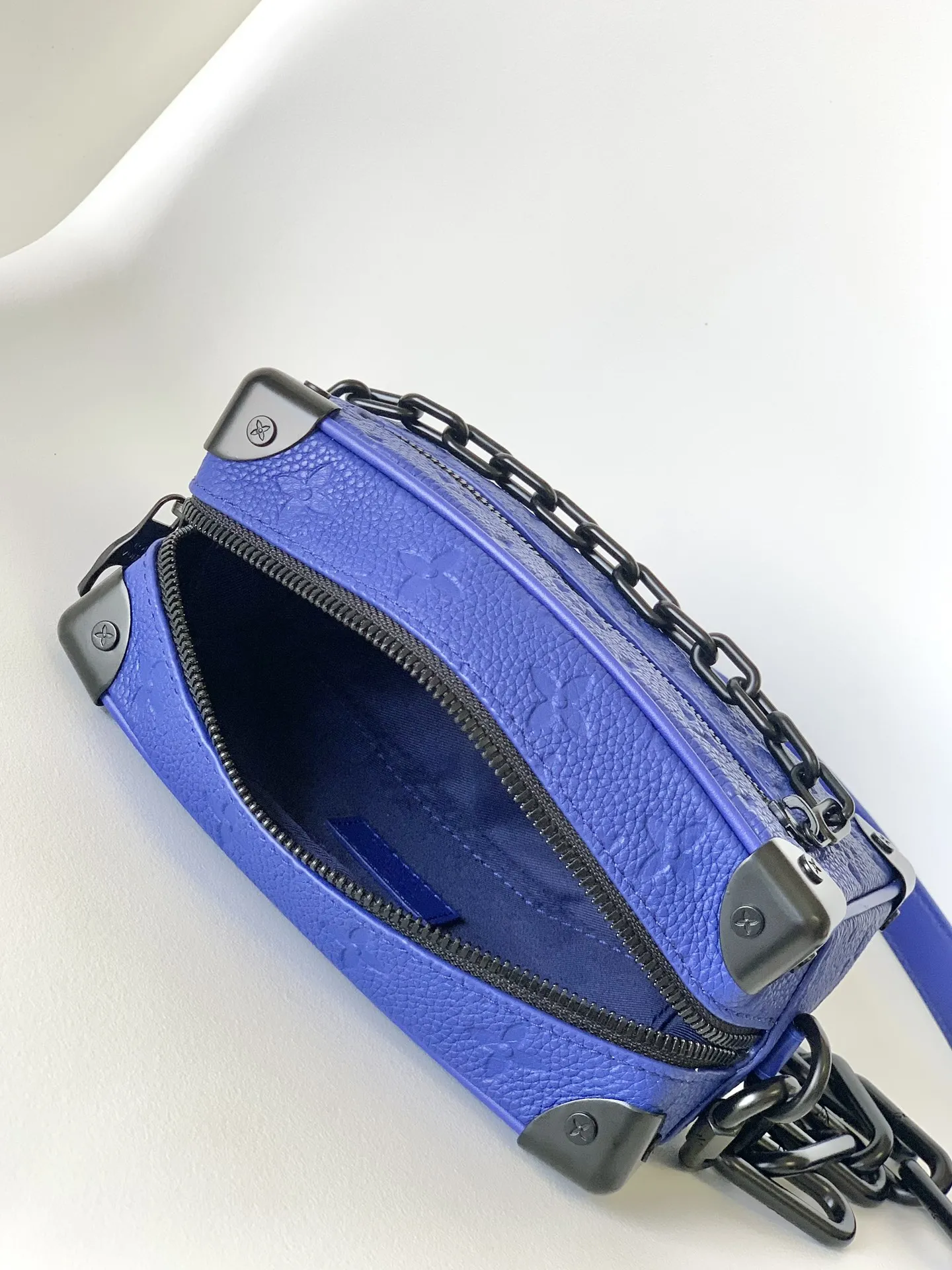 Louis Vuitton SOFT TRUNK M82558 - Image 10
