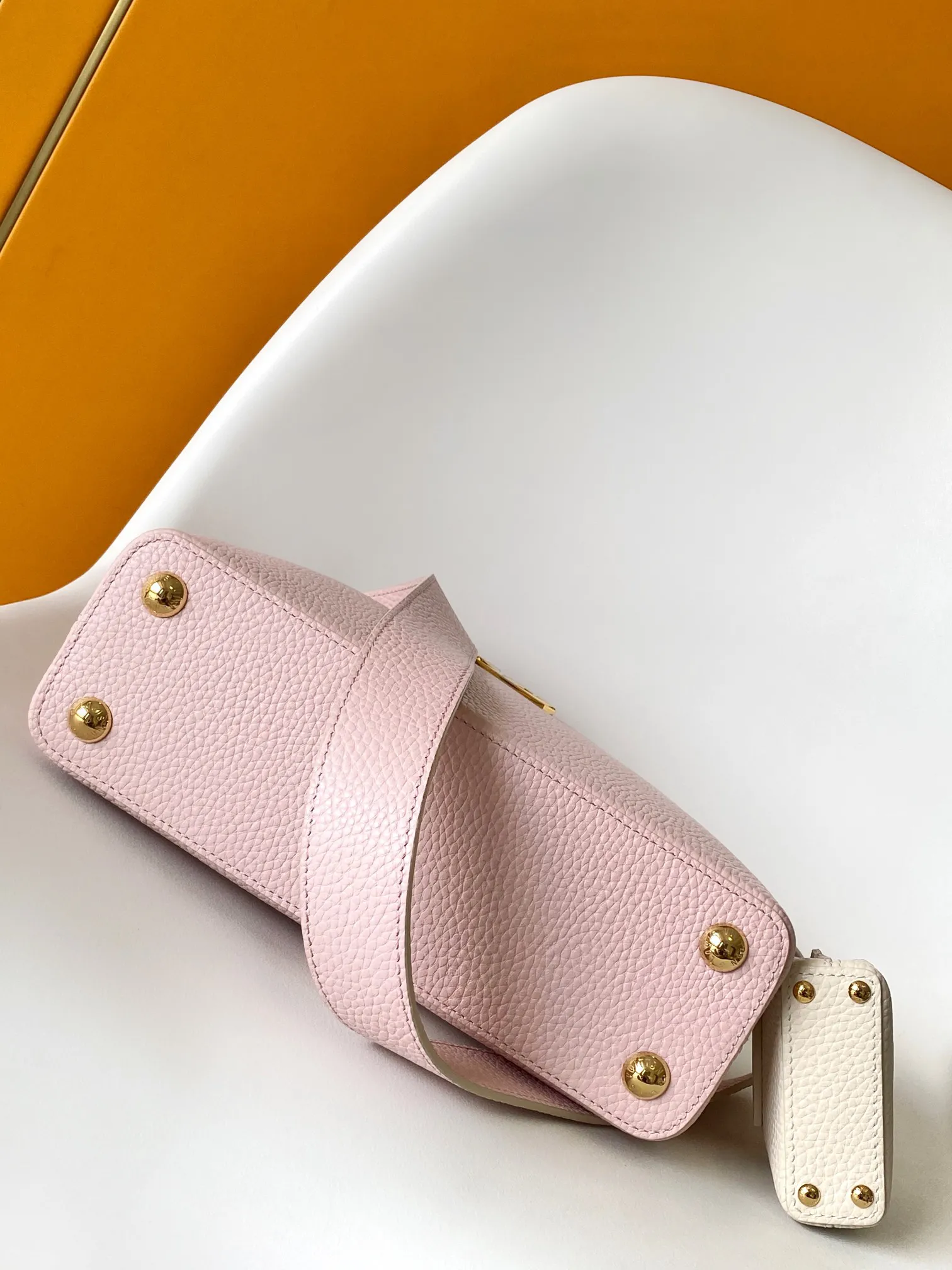 Louis Vuitton Capucines BB M21420 - 图片 5